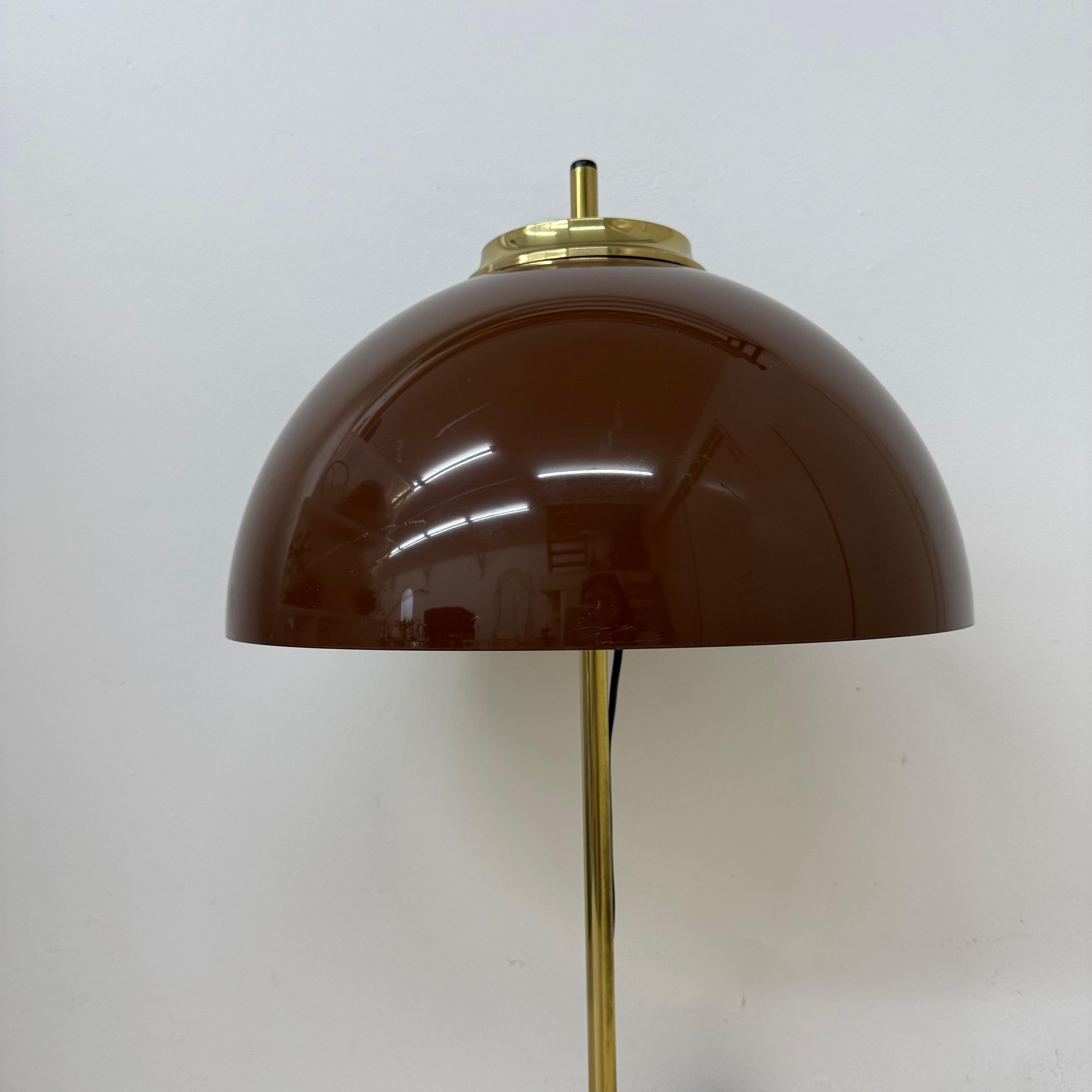 Vintage Mushroom table lamp with gold metal base , 1970s For Sale 13