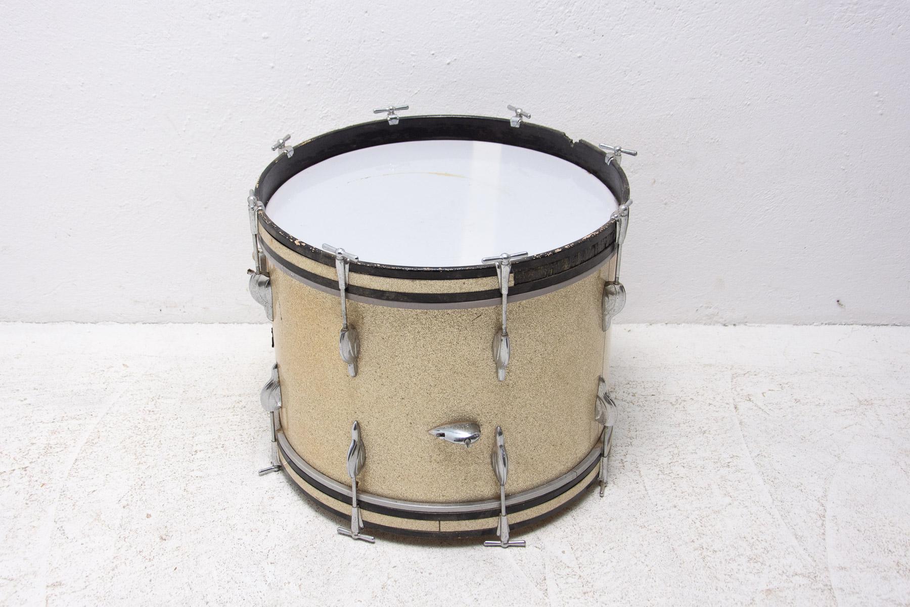 Vintage Music Drum, 1970’s, Czechoslovakia In Good Condition For Sale In Prague 8, CZ