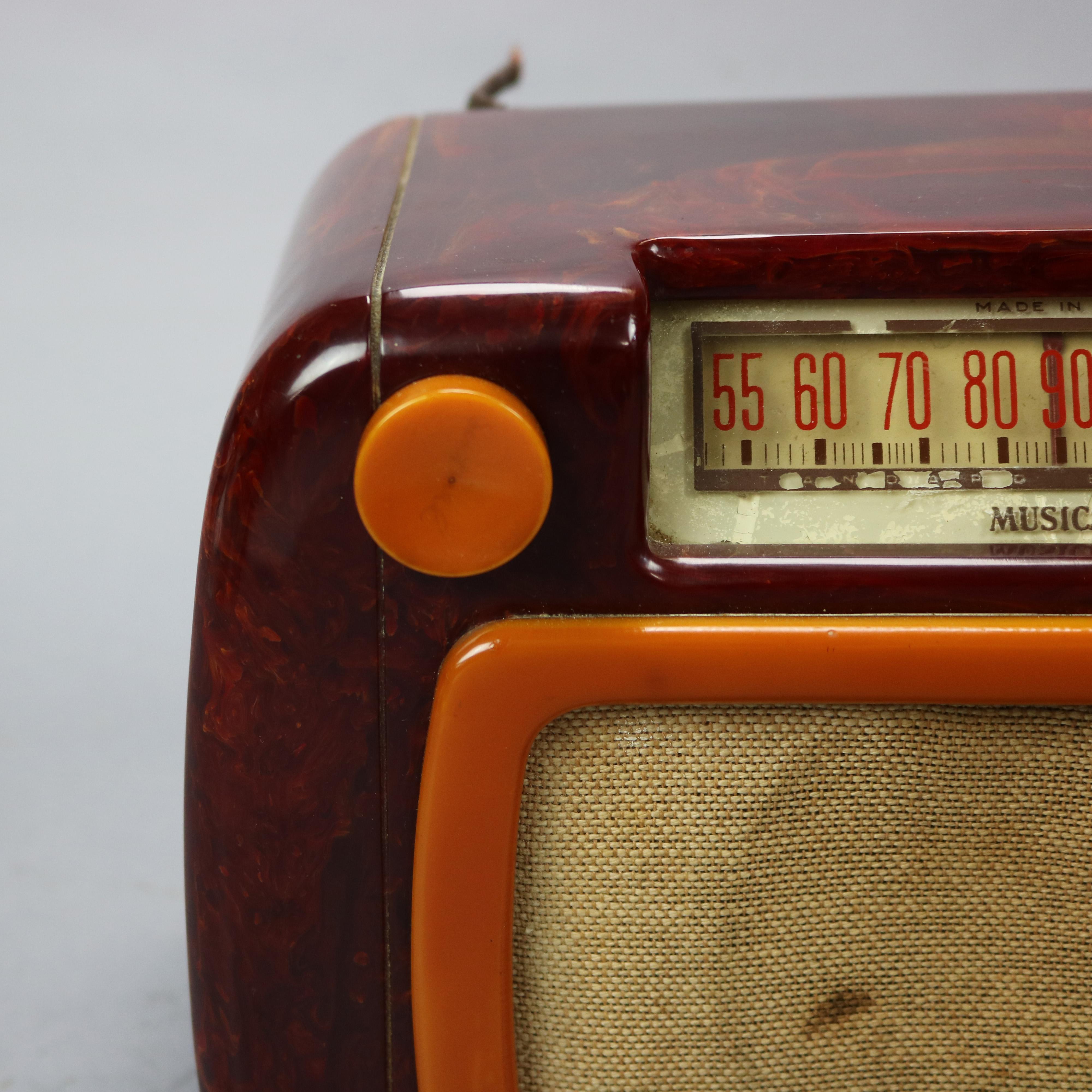 Vintage Musicaire Catalin Butterscotch & Burgundy Bakelite Radio Circa 1940 In Good Condition In Big Flats, NY