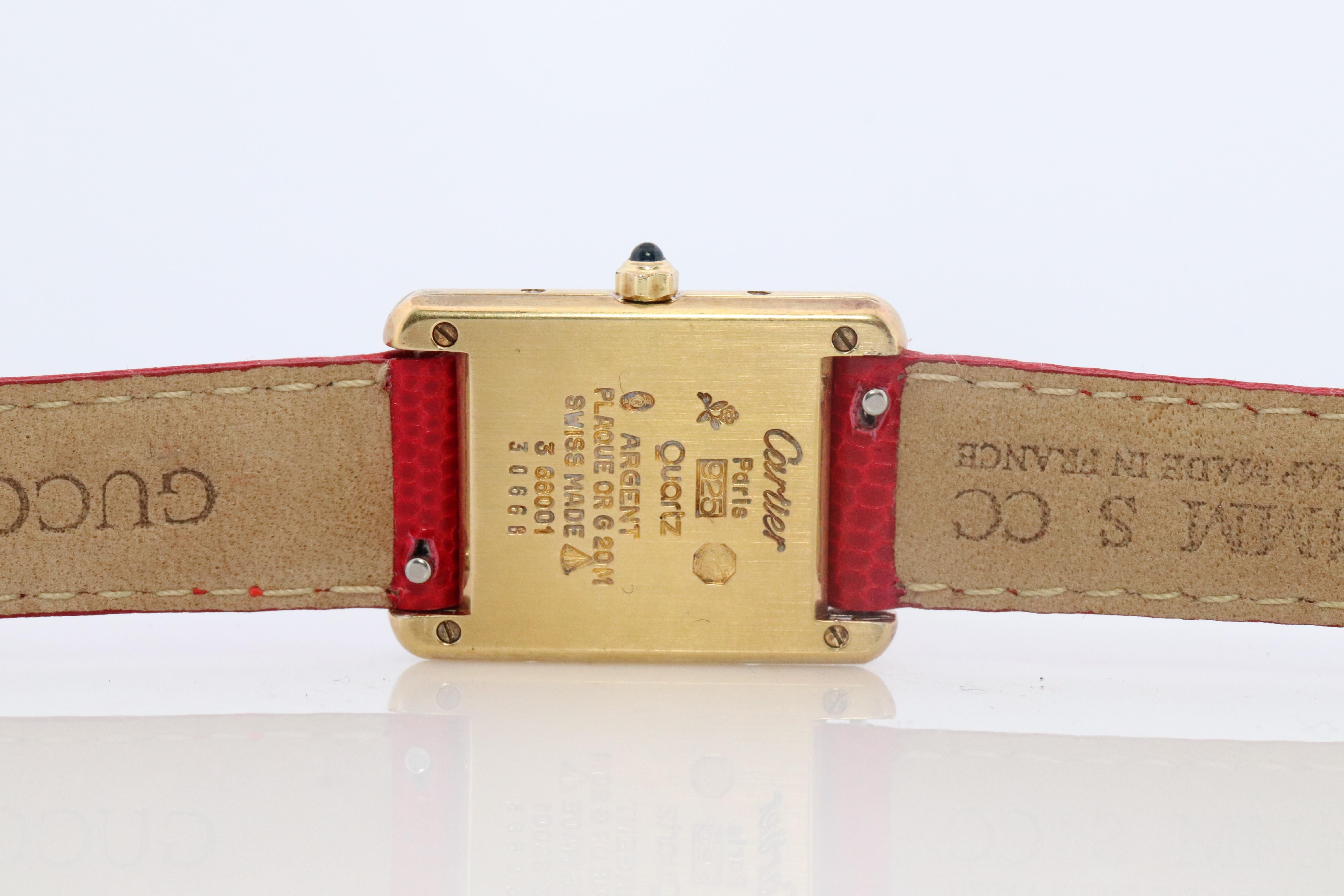 Montre vintage Must de Cartier Tank à cadran doré. Vermeil ARGENT Petit réservoir en vente 4