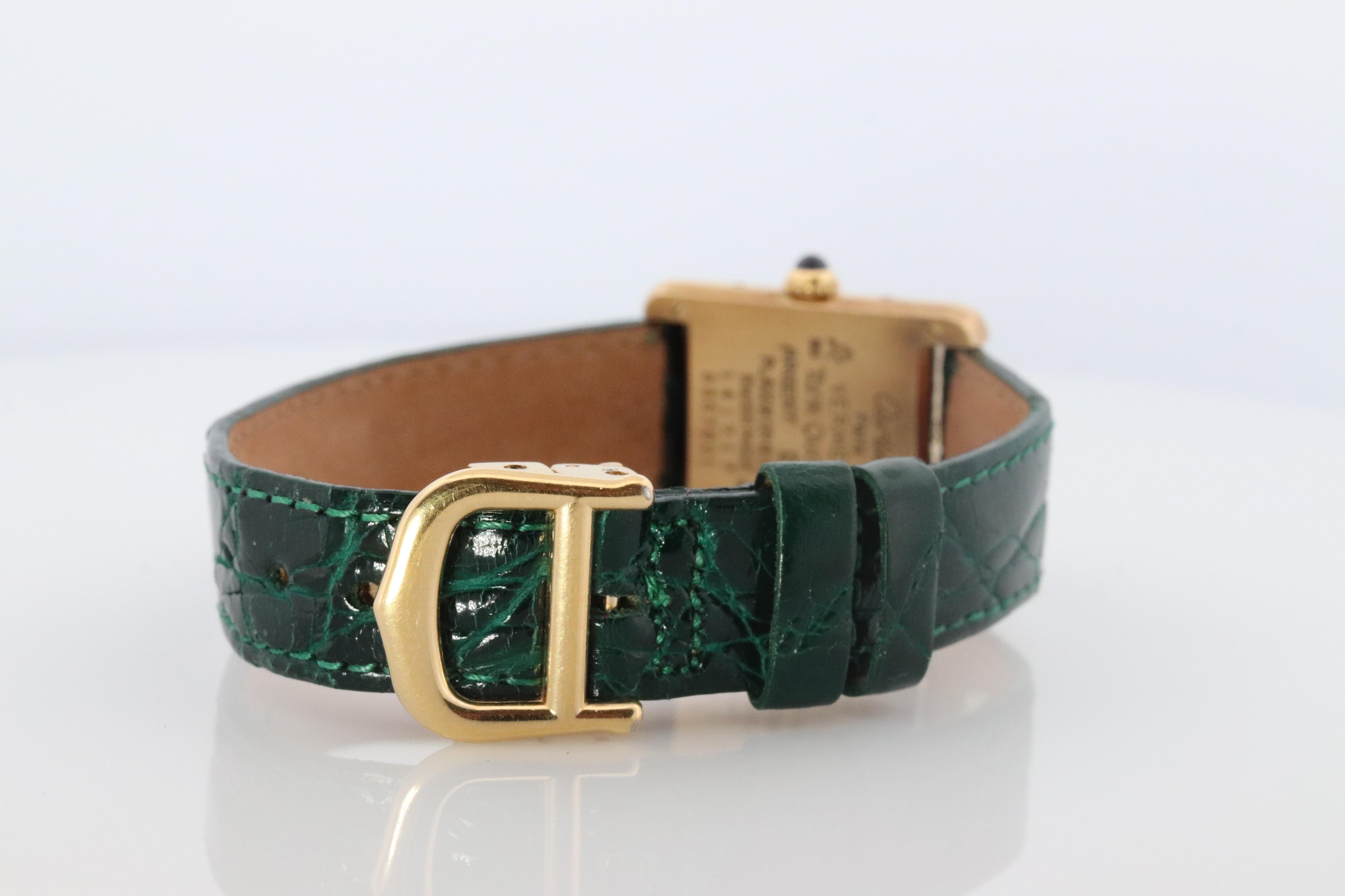 De las mujeres Reloj Vintage Must de Cartier Tank Pillar 5057001 Dial Vermeil ARGENT Small Tank en venta