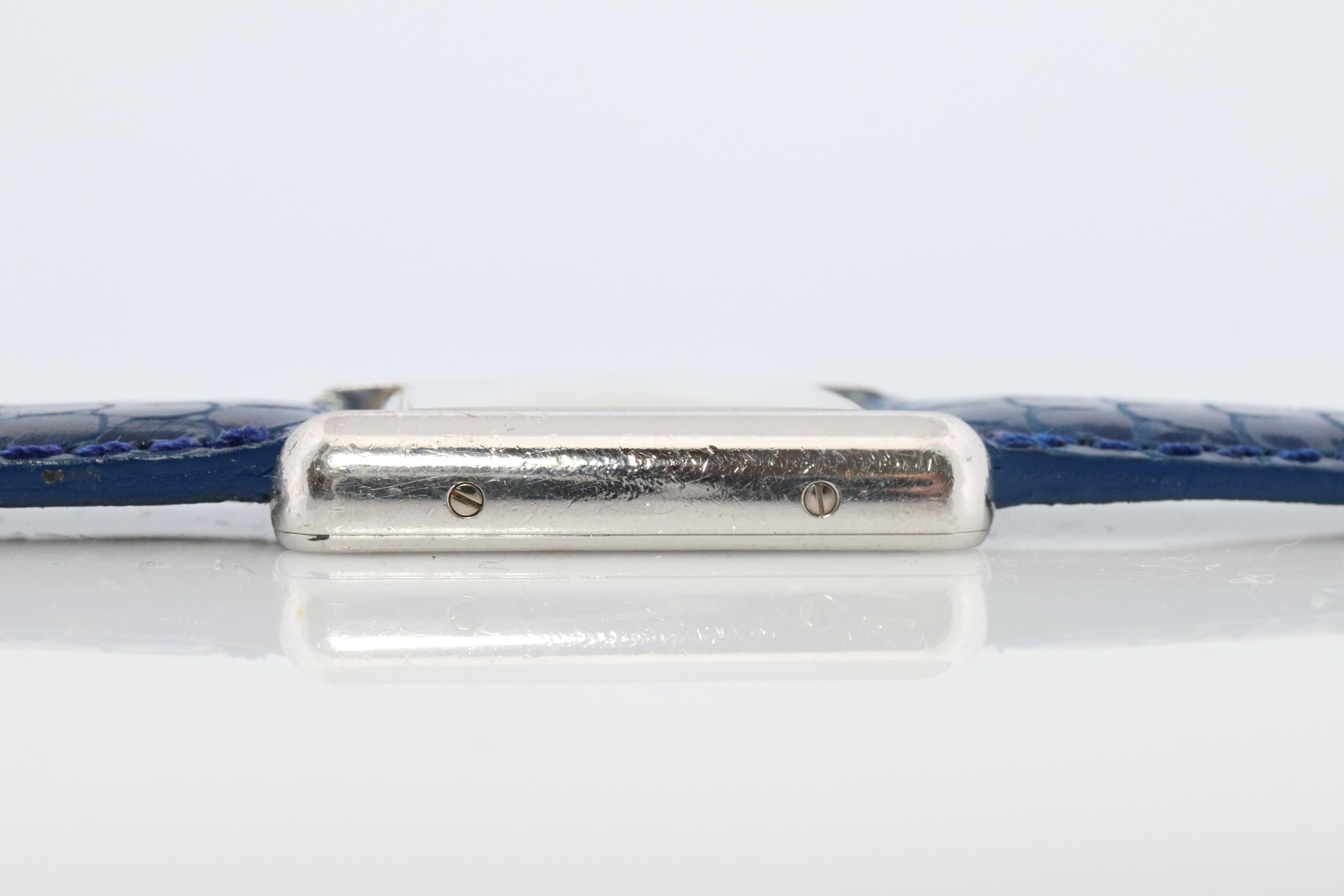 Moderno Orologio da serbatoio Must de Cartier d'epoca. 925 Vermeil ARGENT 2416 Serbatoio con quadrante blu in vendita