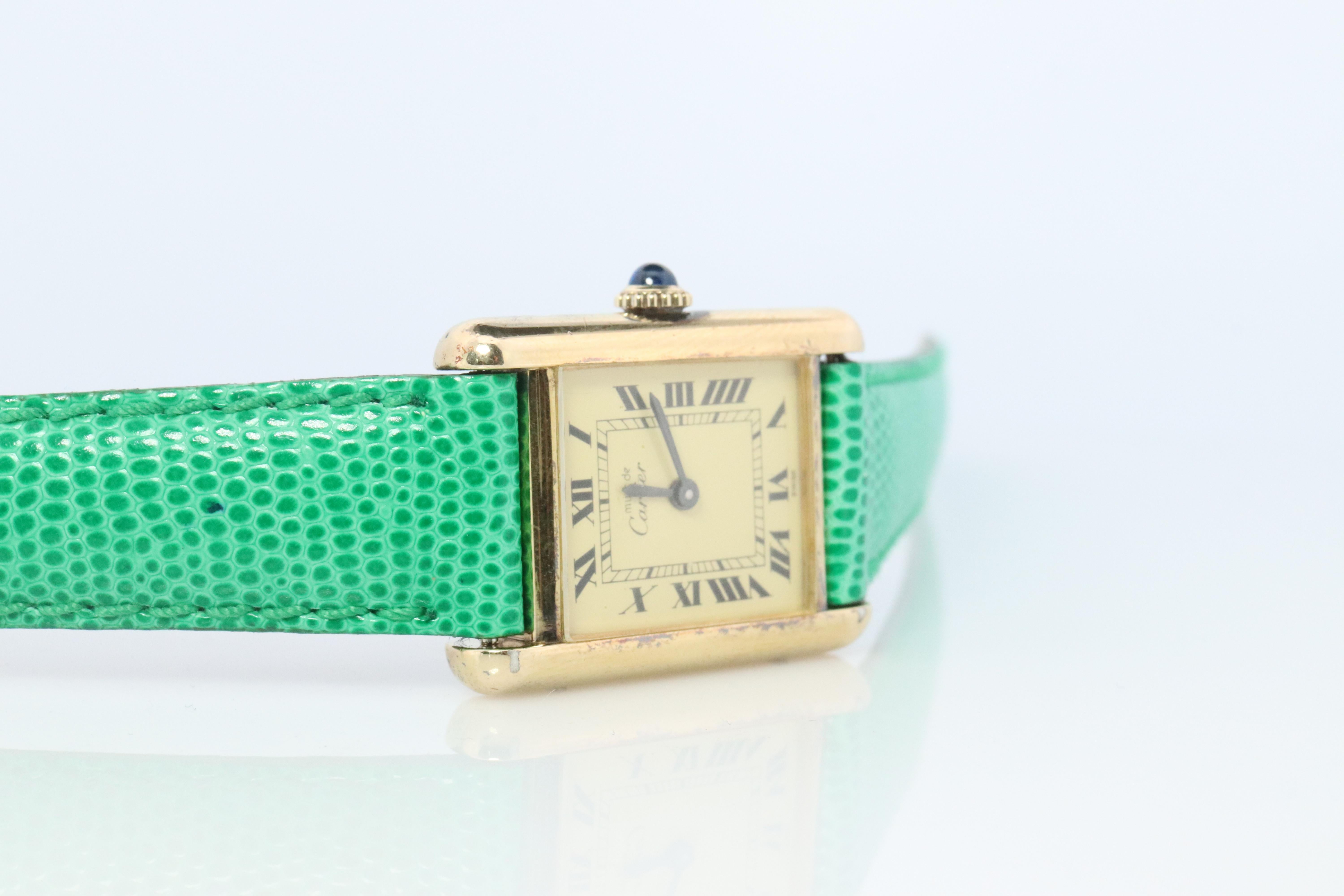 Must de Cartier Tank Manual Watch. Vermeil ARGENT 925 Windup Tank In Good Condition In Port Charlotte, FL