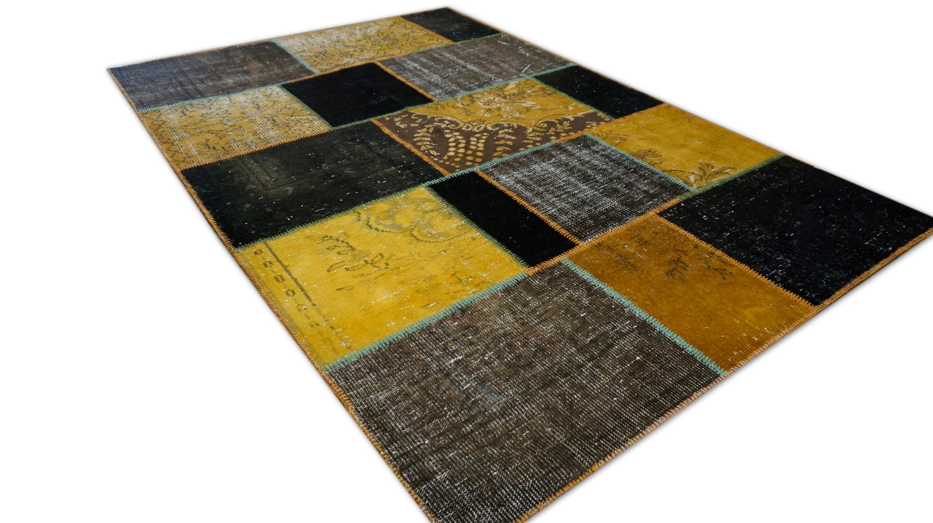 Turco Tappeto in lana patchwork vintage senape e carbone tessuto a mano 5'7''x8'3'' in vendita