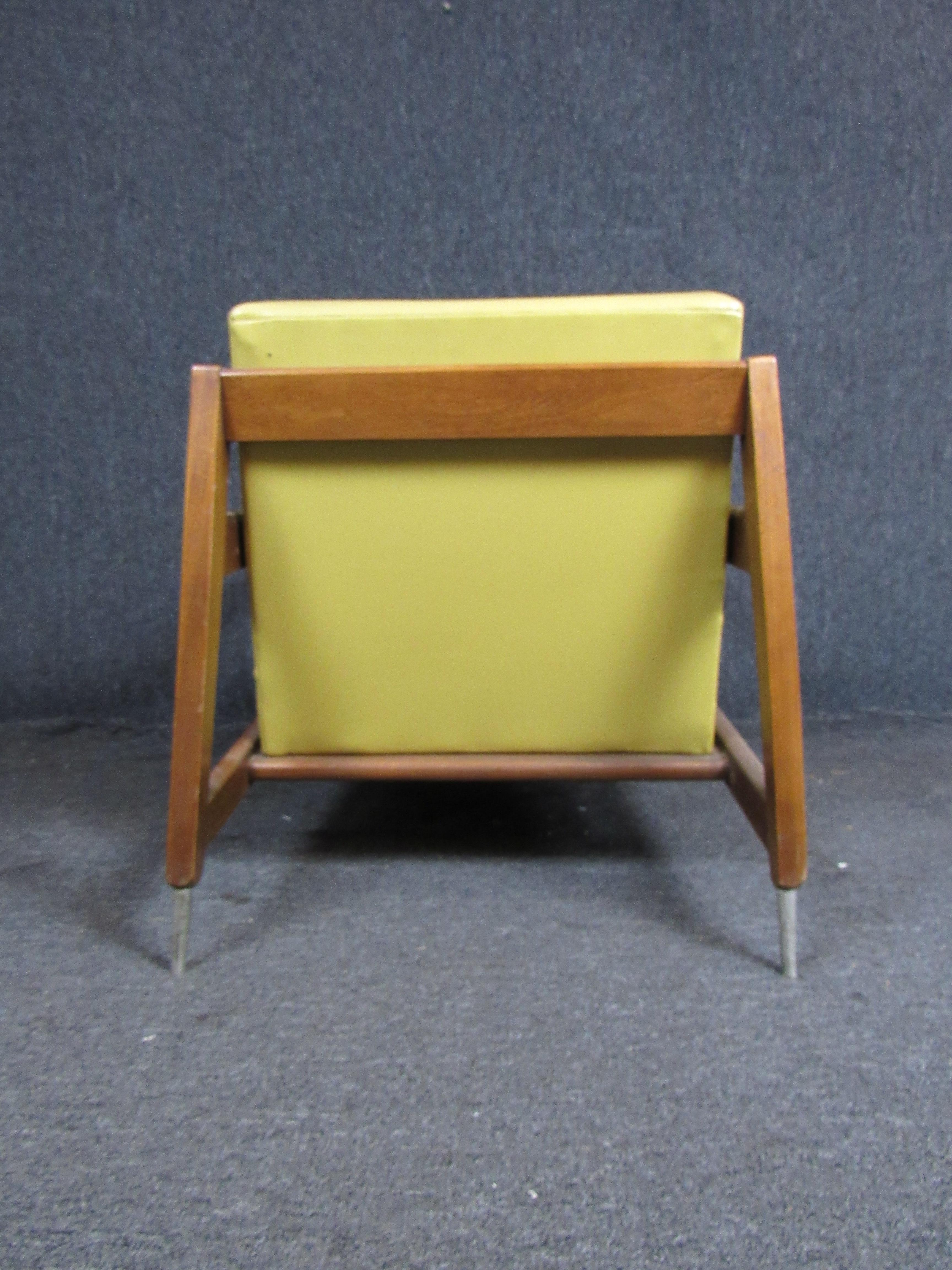 Vintage Mustard & Walnut Midcentury Lounge Chair In Good Condition In Brooklyn, NY