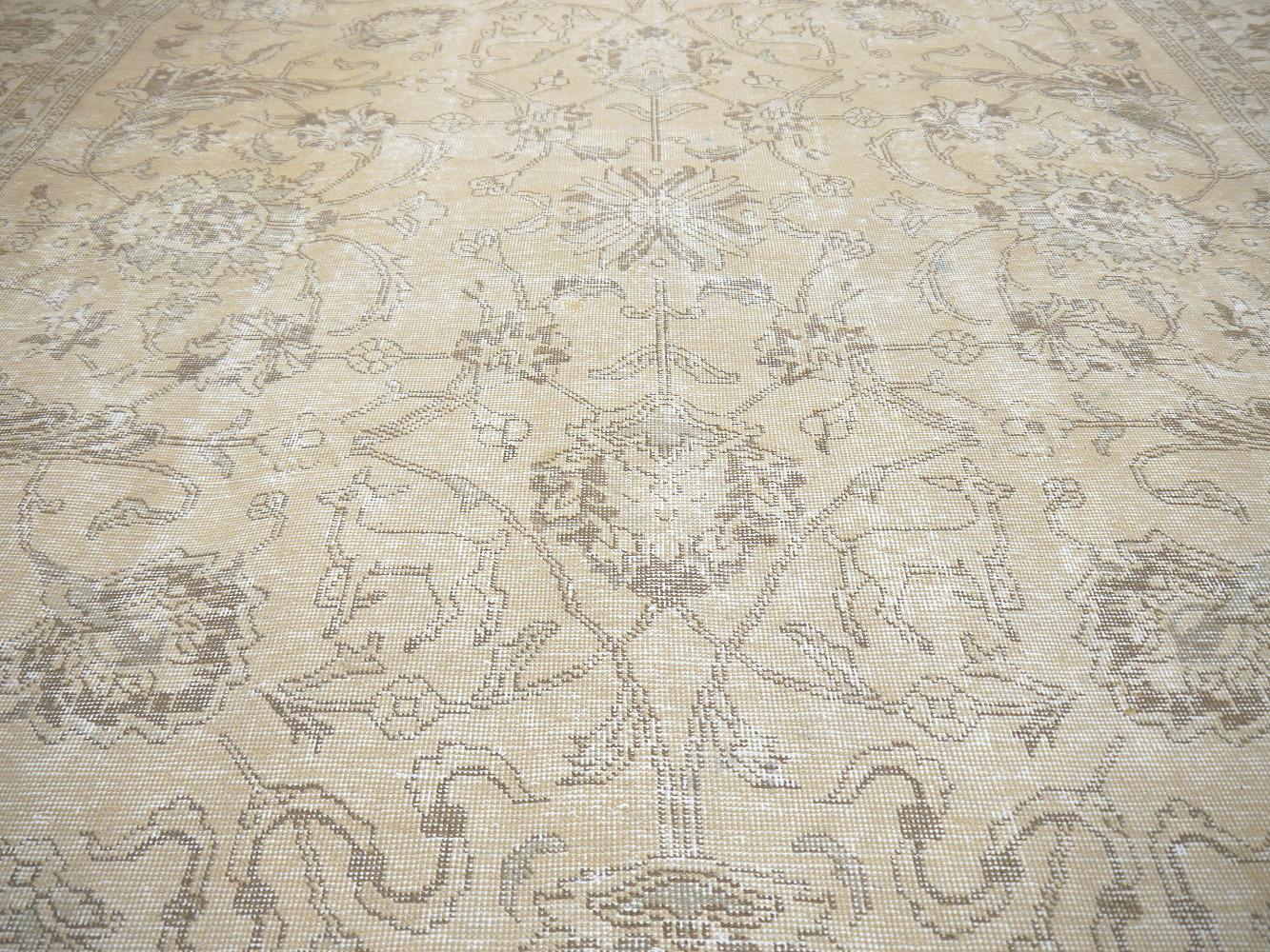 Vintage Muted Rug Classic Rug Gray Beige Brown Hand Knotted Neutral Tabriz For Sale 1
