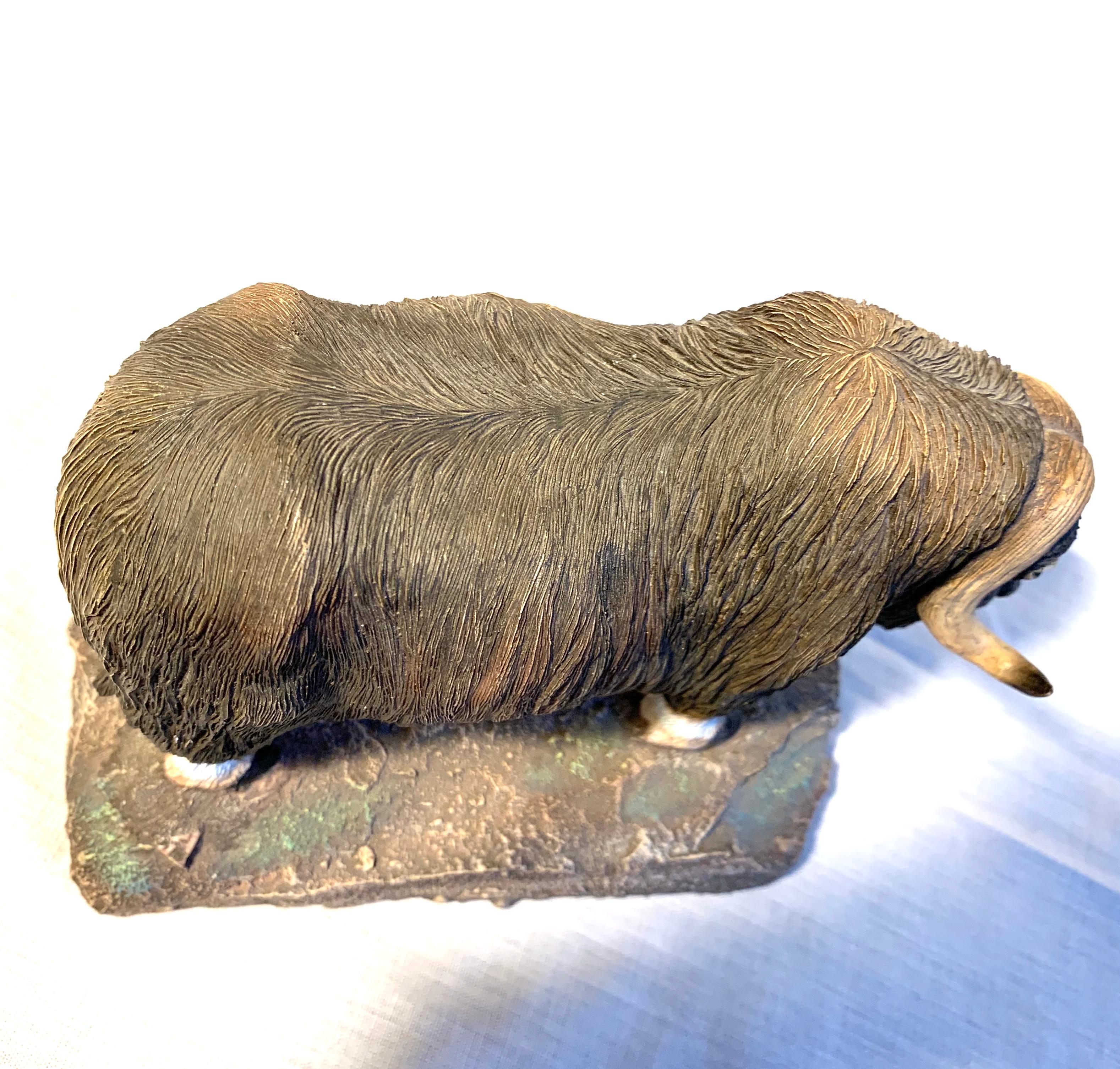 Vintage Mysk Ox Sculpture by Royal Scandinavian In Good Condition For Sale In Copenhagen, DK