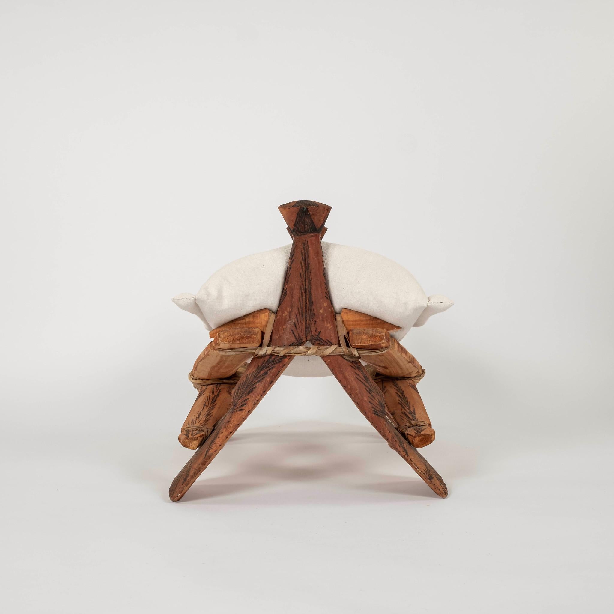 Cuir Vintage N. Afican Middle East Camel Saddle Stool en vente