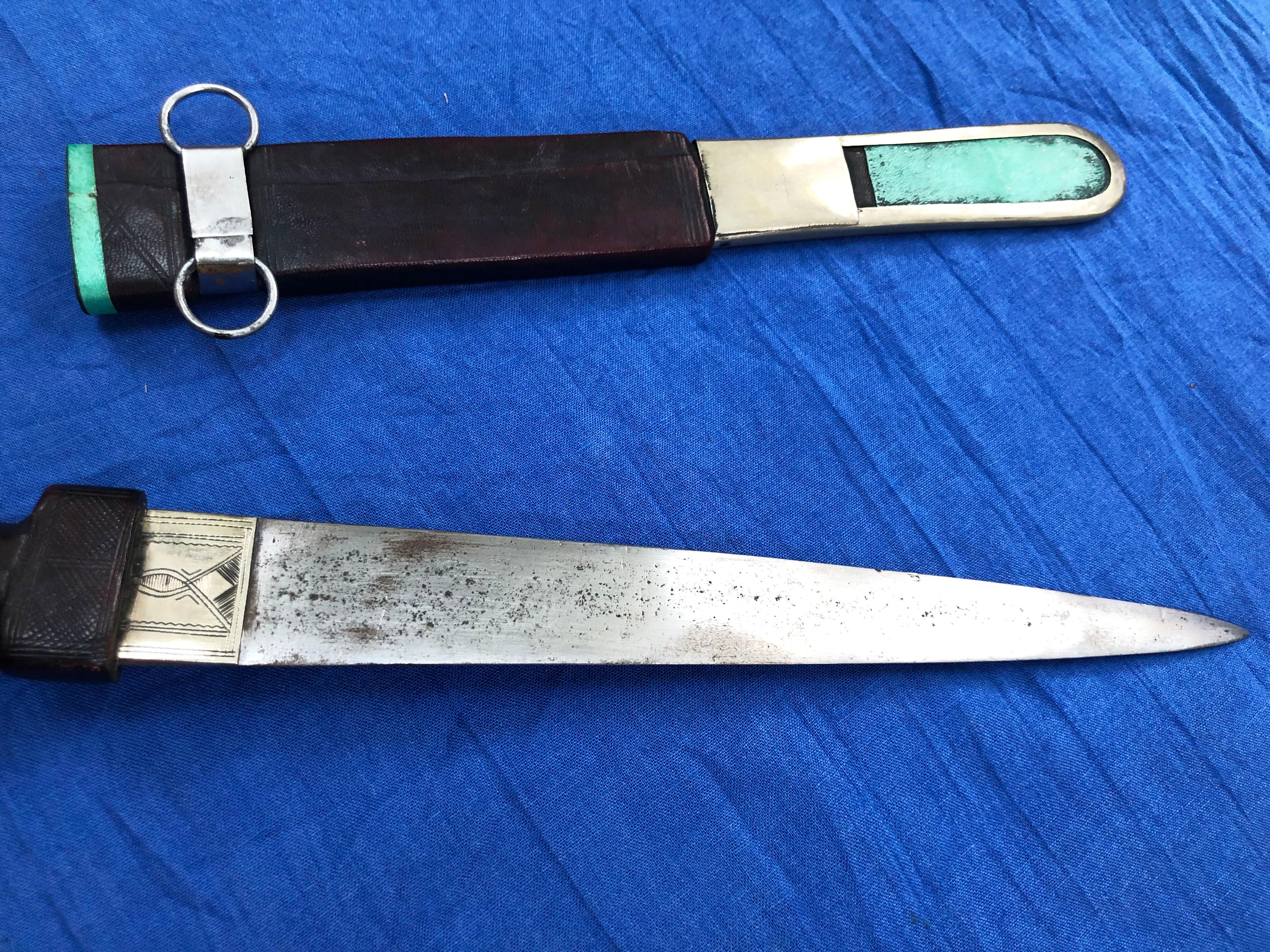 Large Vintage Moroccan Tuareg Dagger - Handmade Etched Silver, Stamped Leather For Sale 1