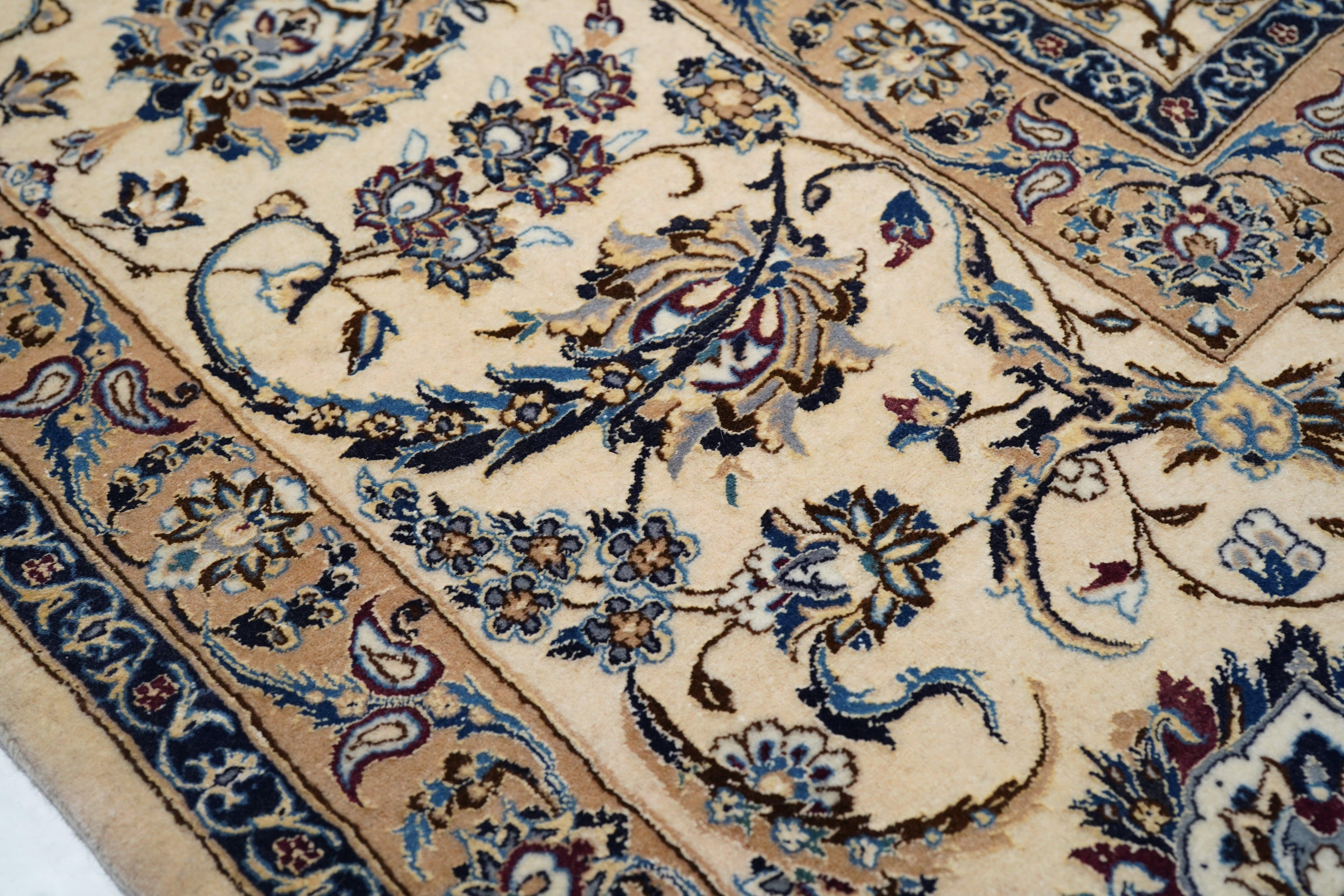 Vintage Nain-Teppich 12'9'' x 19'10'' (20. Jahrhundert) im Angebot