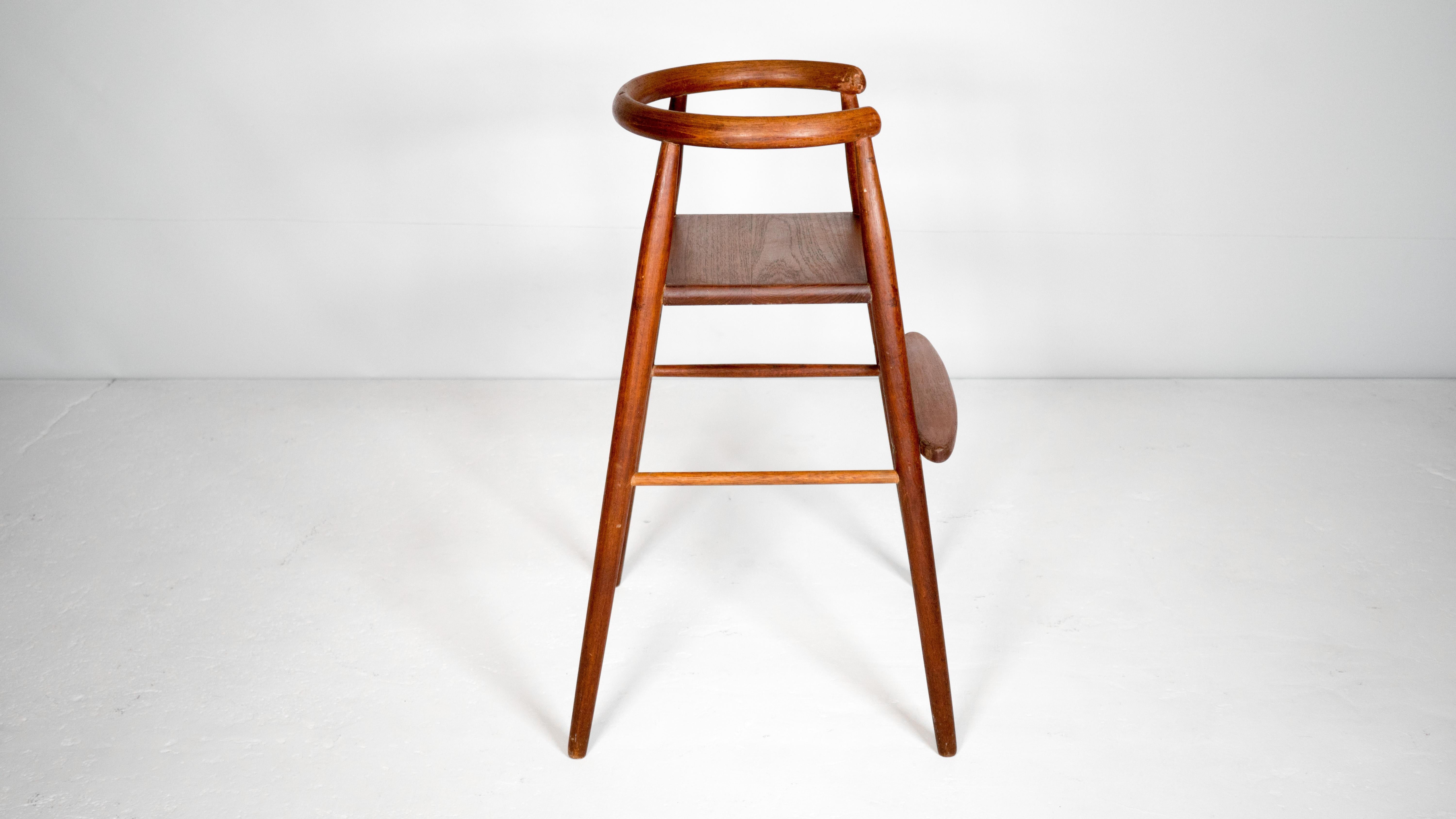 Vintage Nanna Ditzel 'Model 115' Teak Child’s High Chair For Sale 3