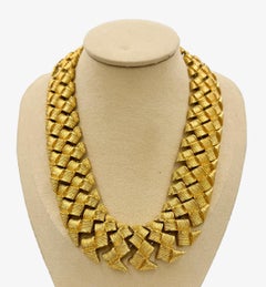 Vintage Napier gold-tone two-pieces set, chunky weave collar necklace & bracelet