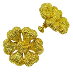 Vintage NAPIER signed gold flower designer clip on earrings