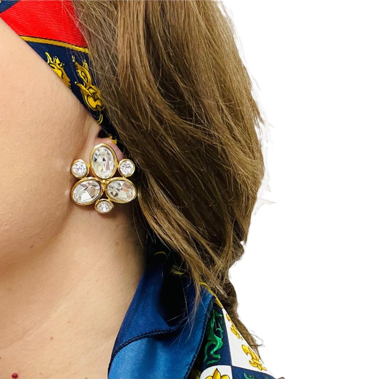 NAPIER signierte große goldfarbene Designer-Laufsteg-Ohrringe aus Glas Damen im Angebot