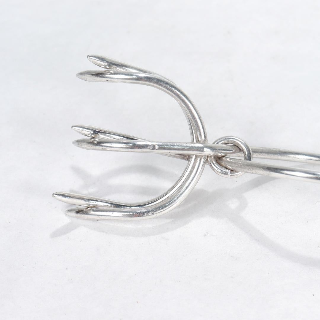Pinze per cubetti di ghiaccio d'epoca Napier in argento sterling in vendita 6