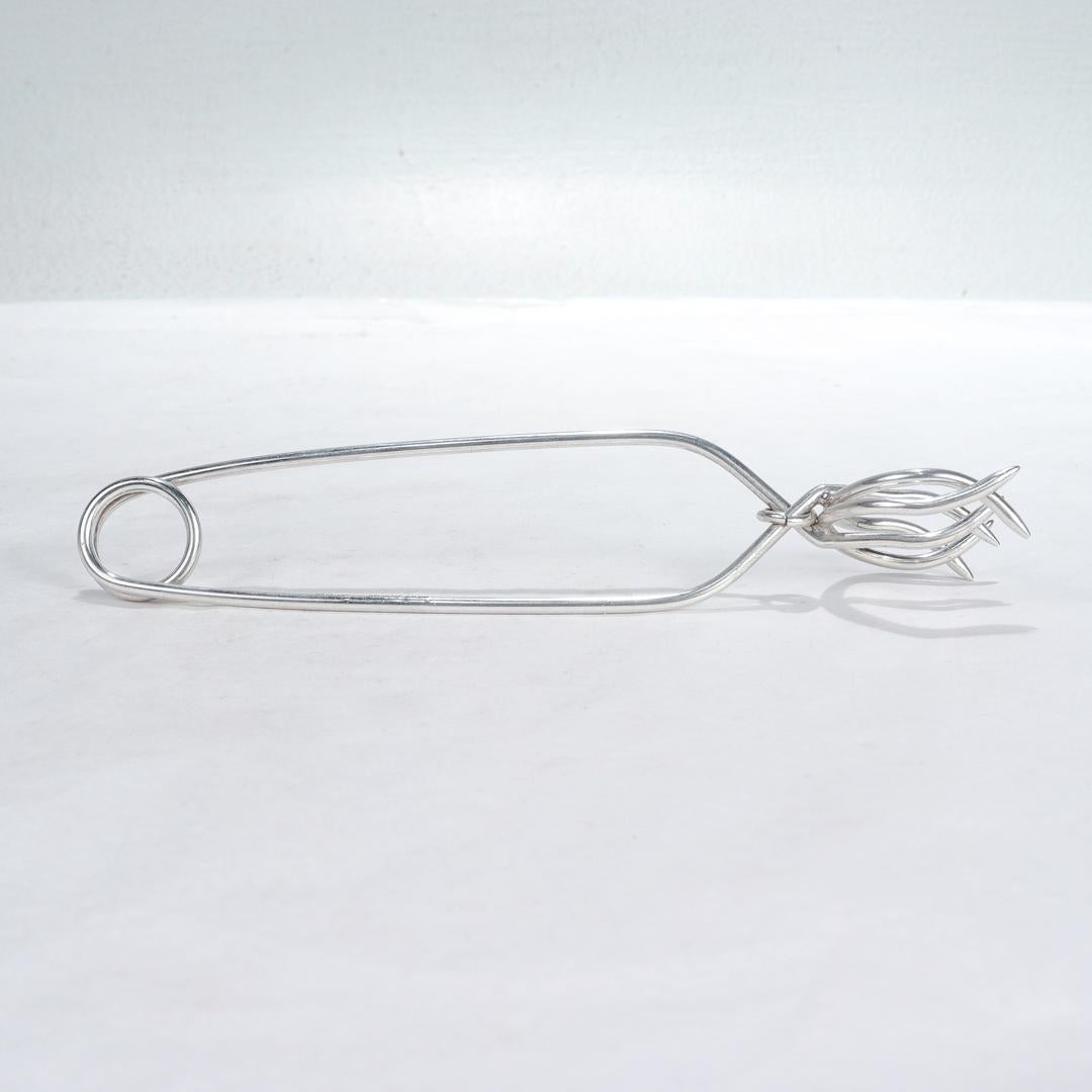 Vintage Napier Sterling Silver Ice Cube Tongs In Good Condition For Sale In Philadelphia, PA