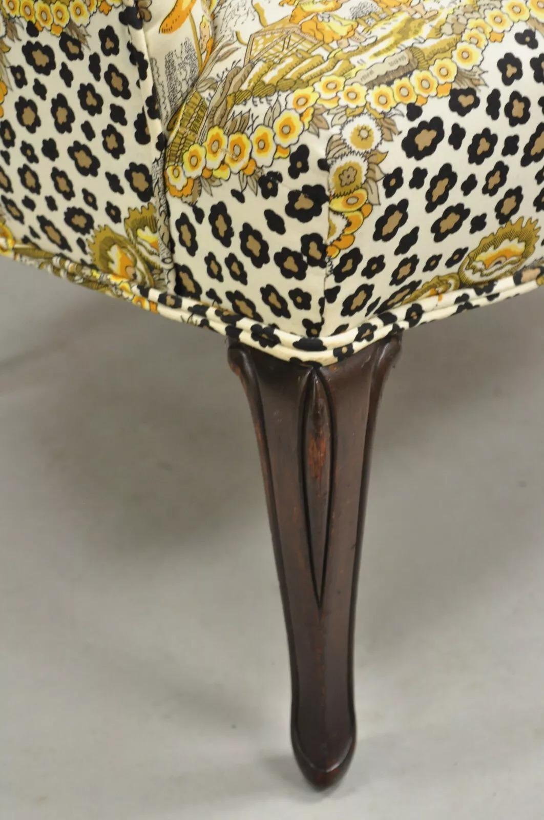 Vintage Napoleon III Tufted Slipper Lounge Chair w/ Leopard Chinoiserie Fabric en vente 1