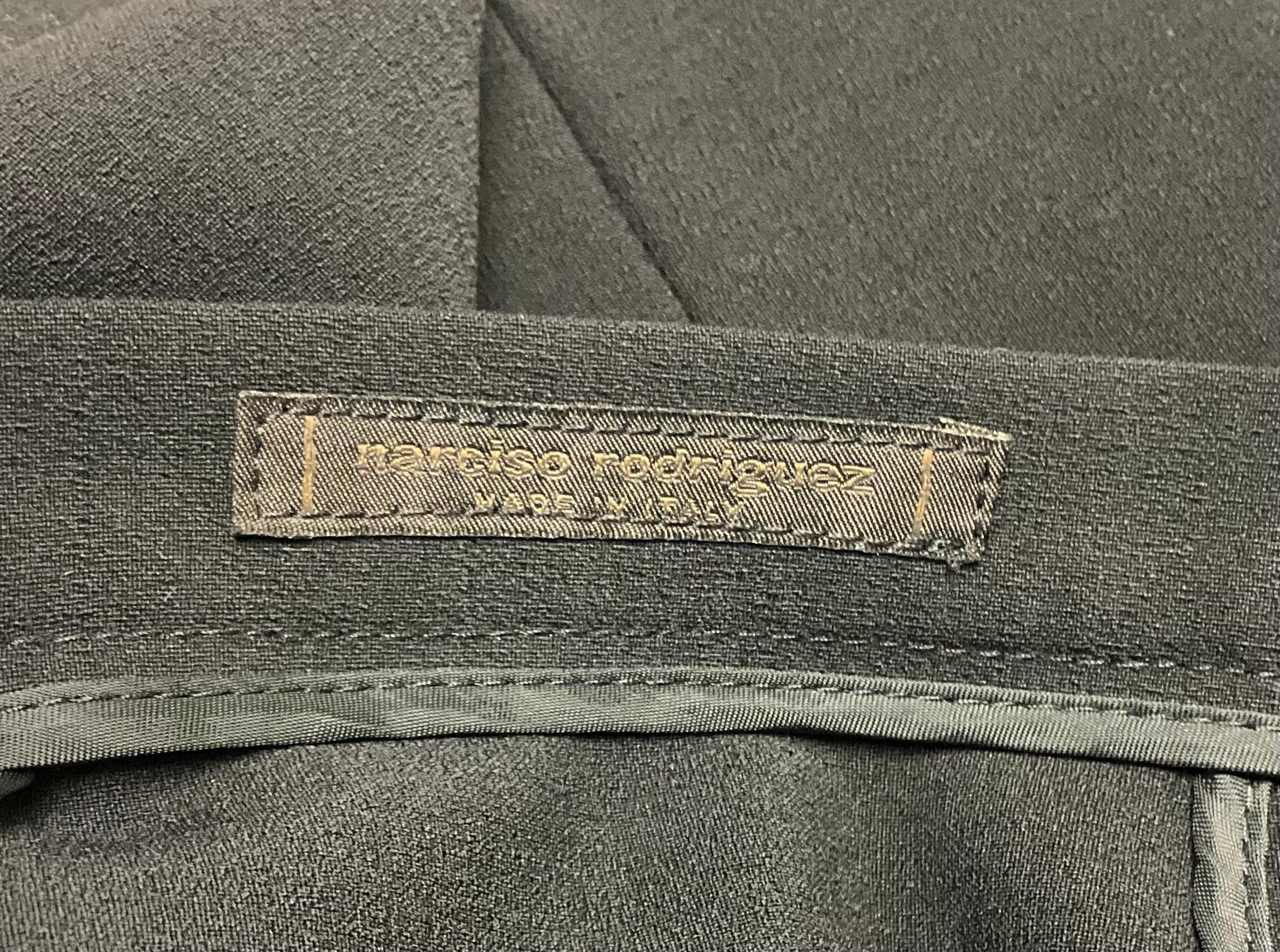 Women's or Men's Vintage Narciso Rodriguez Black Wool Skirt For Sale