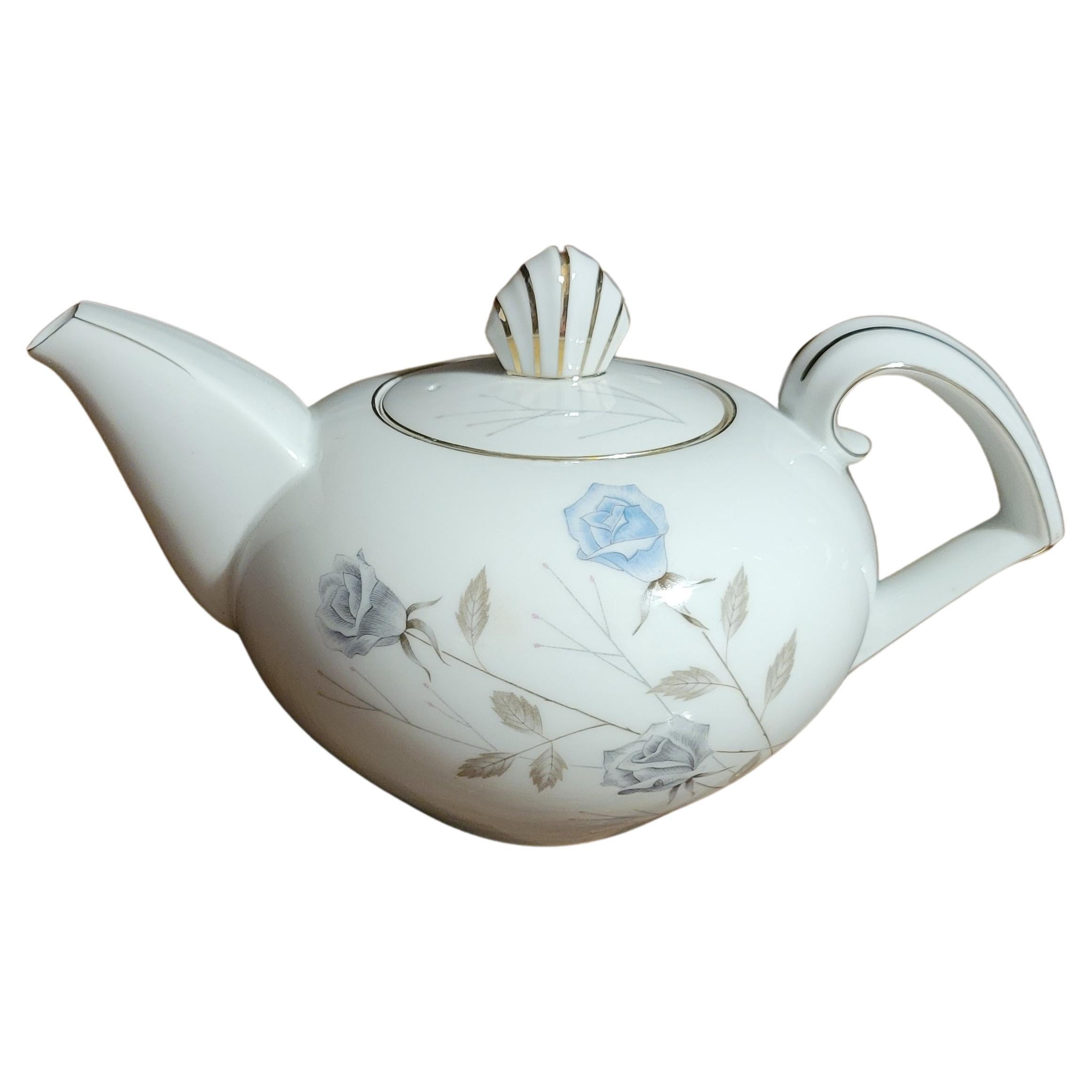 Vintage Narumi 'Parisienne' Fine China Teapot with Lid - 40 Oz  For Sale