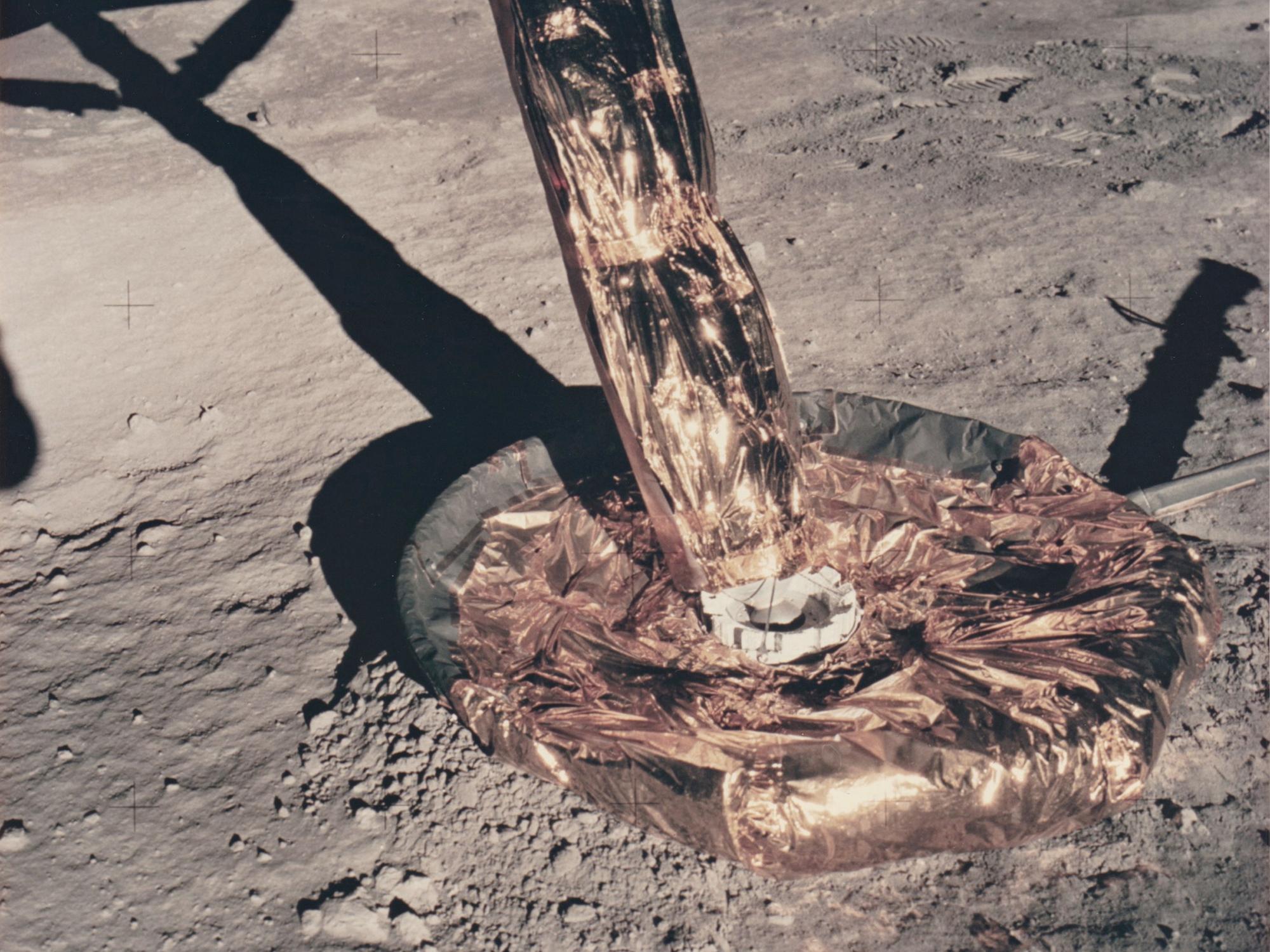 Vintage NASA-Foto der Apollo 11 Mondlandung im Zustand „Hervorragend“ im Angebot in Brooklyn, NY