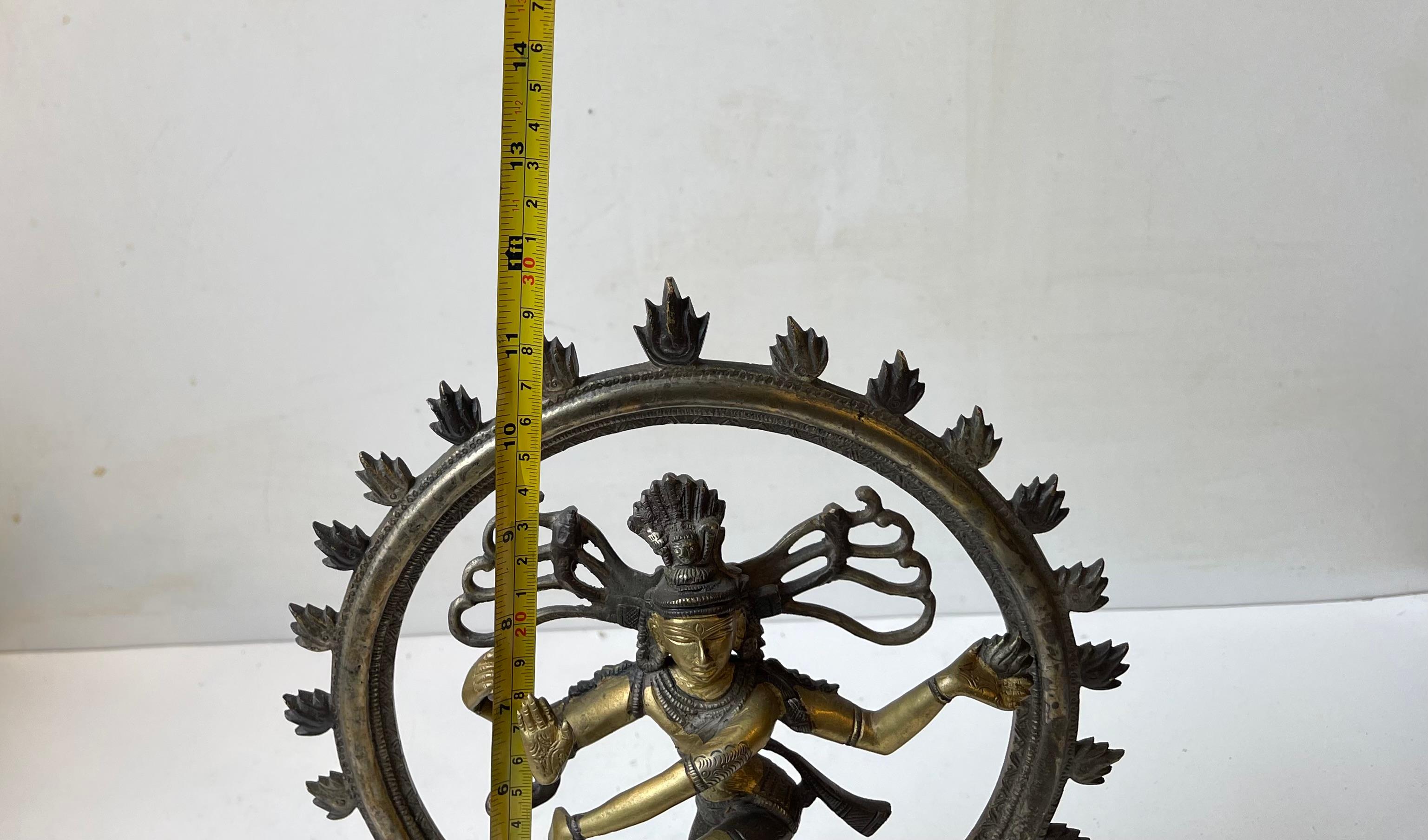 Scultura Nataraj Dancing Shiva in bronzo, vintage, anni '70 in vendita 5