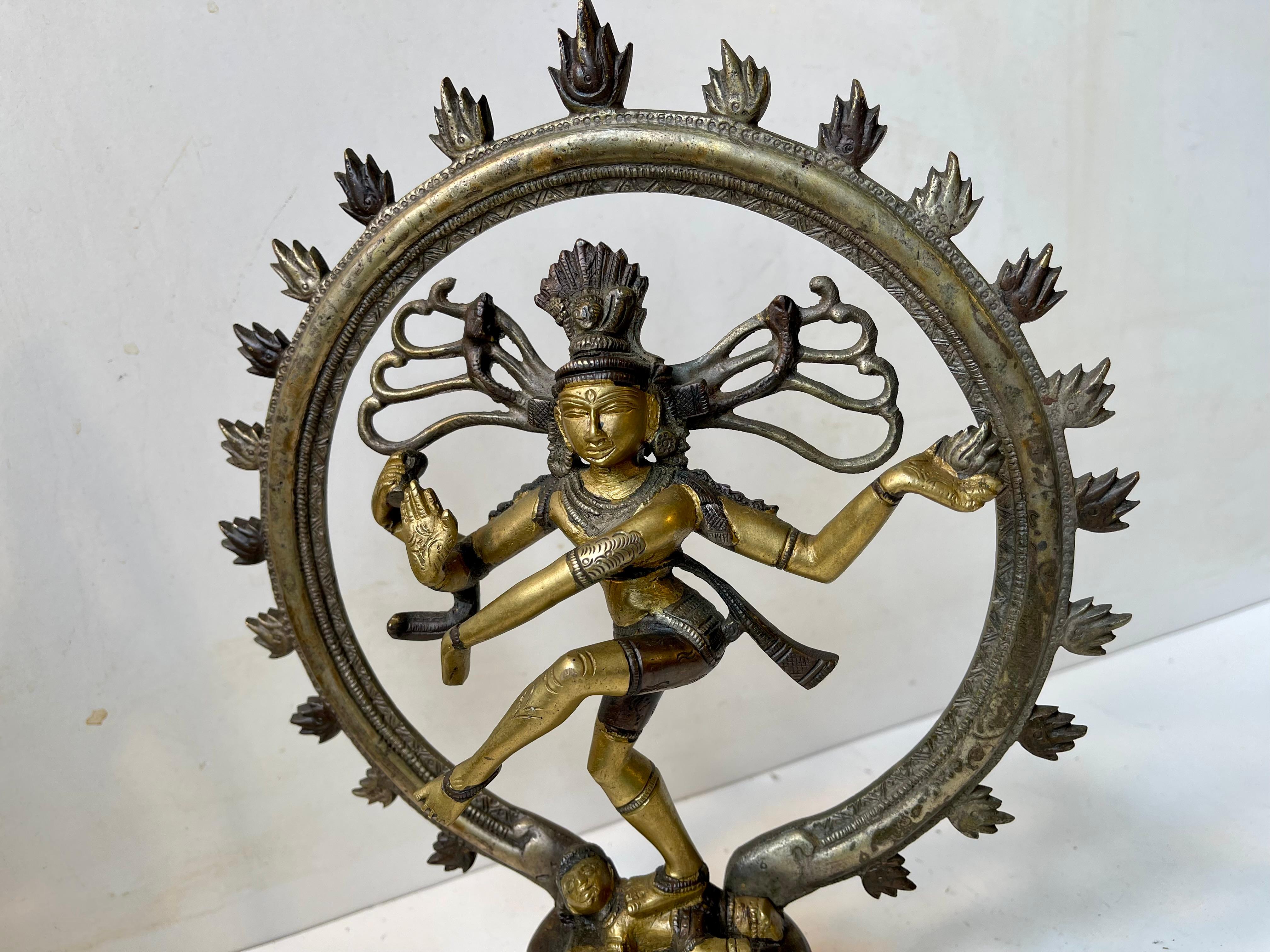 XX secolo Scultura Nataraj Dancing Shiva in bronzo, vintage, anni '70 in vendita