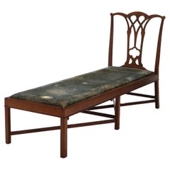 Banc long vintage Nathan Margolis Chippendale en acajou à dos ruban C1950