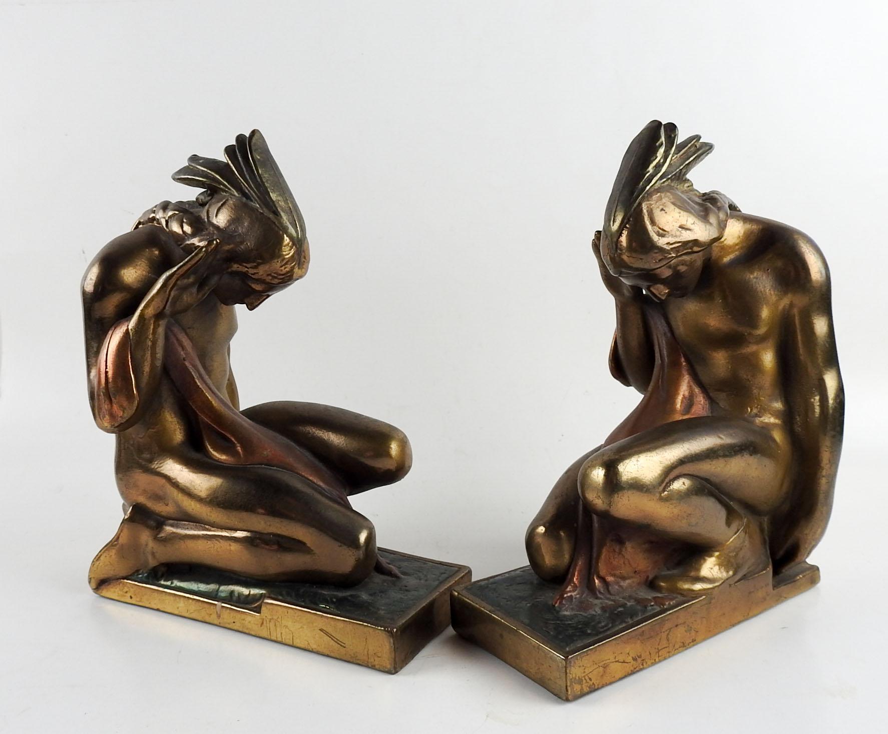 Vintage Native American Bronze Plated Pompeian Bookends In Good Condition In Seguin, TX