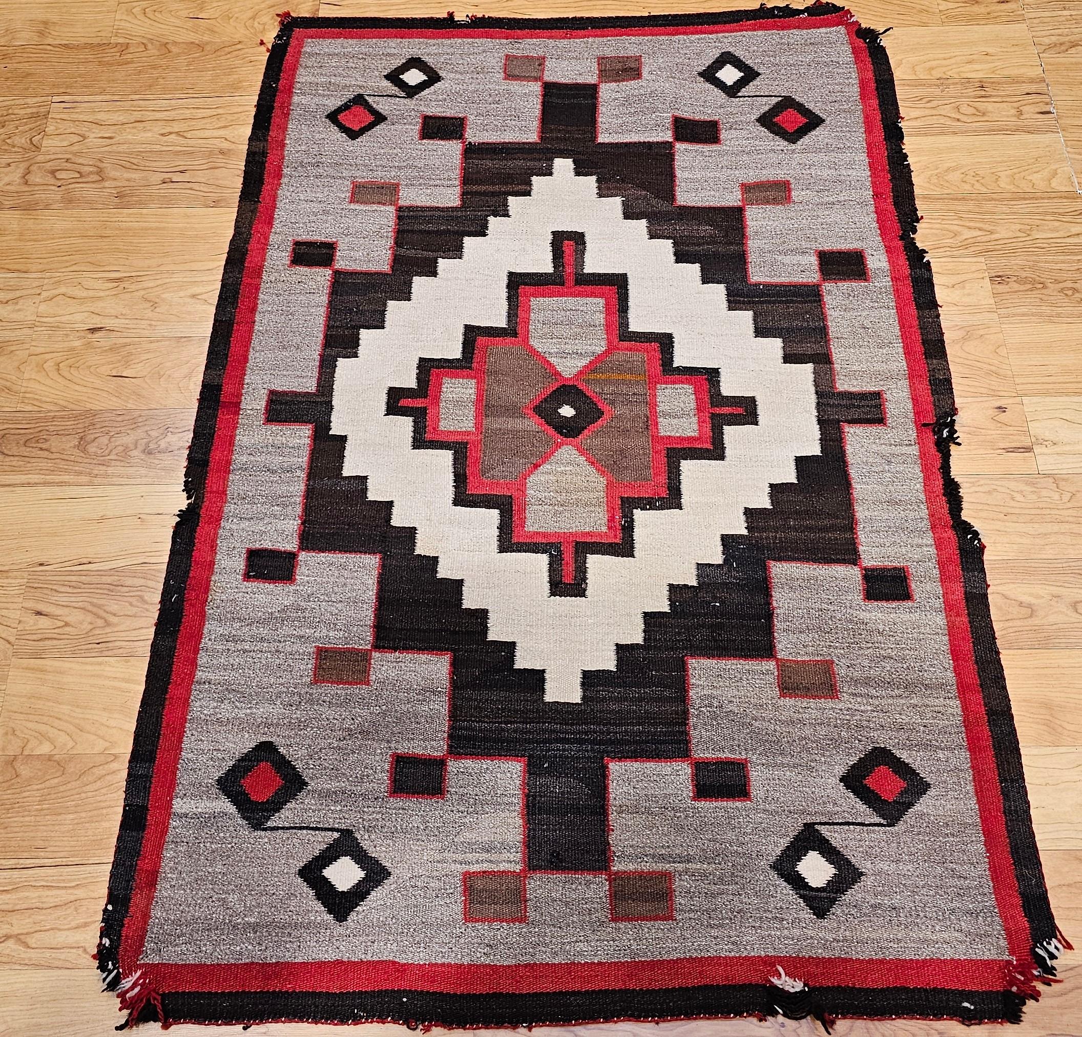 Vintage Native American Navajo Area Rug in Oatmeal, Red, Brown, Gray For Sale 3