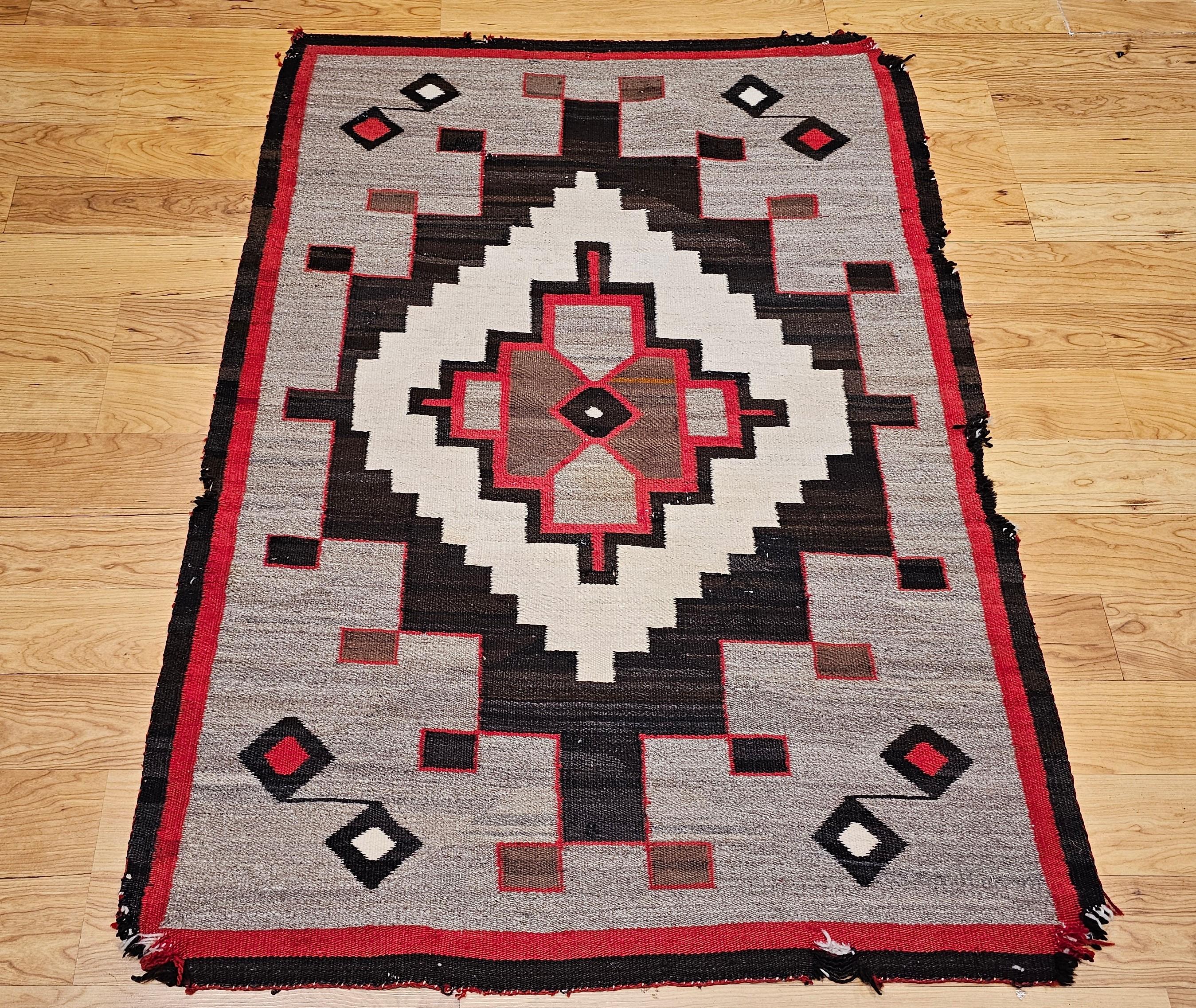 Vintage Native American Navajo Area Rug in Oatmeal, Red, Brown, Gray For Sale 1