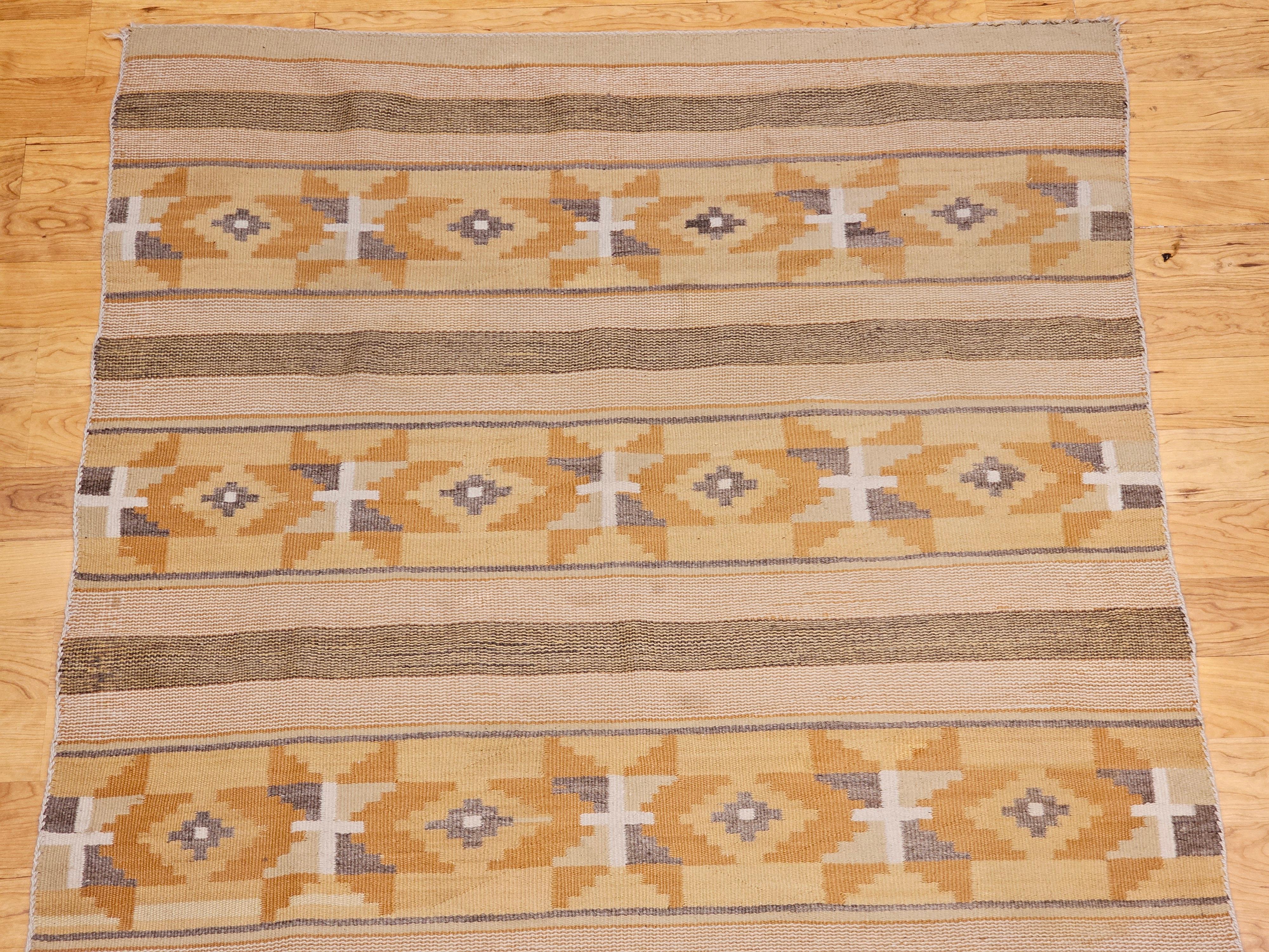 20th Century Vintage Native American Navajo Chinle Area Rug in Gold, Yellow, Ivory, Gray For Sale