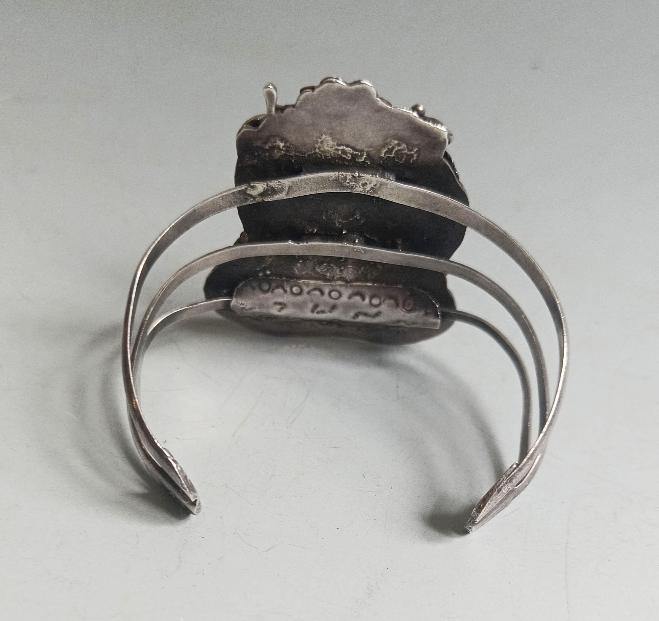 Hand-Crafted Vintage Native American Navajo Cuff bracelet Silver Turquoise Old Pawn jewellery For Sale