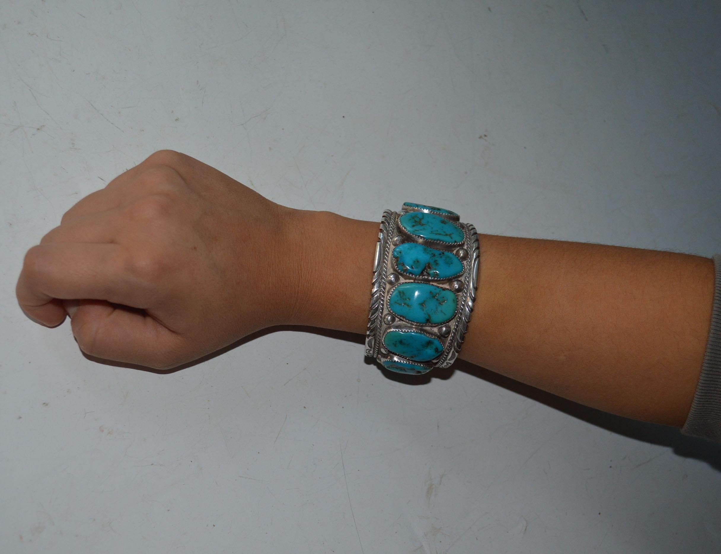 Silver Vintage Native American Navajo Cuff bracelet Turquoise silver