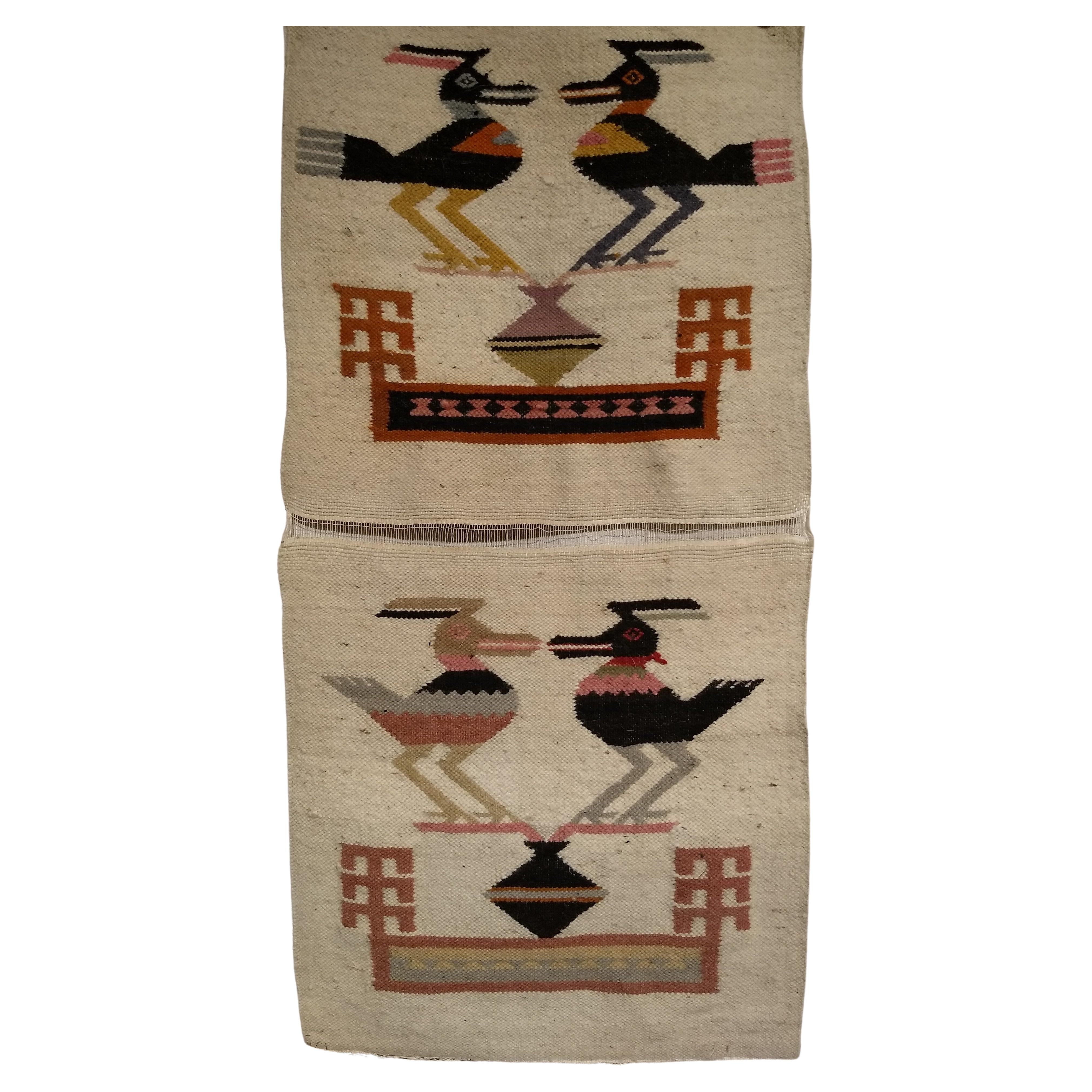 Amerikanischer Navajo-Wandteppich im Vintage-Stil mit mythischen Vögeln-Design, Vintage im Angebot