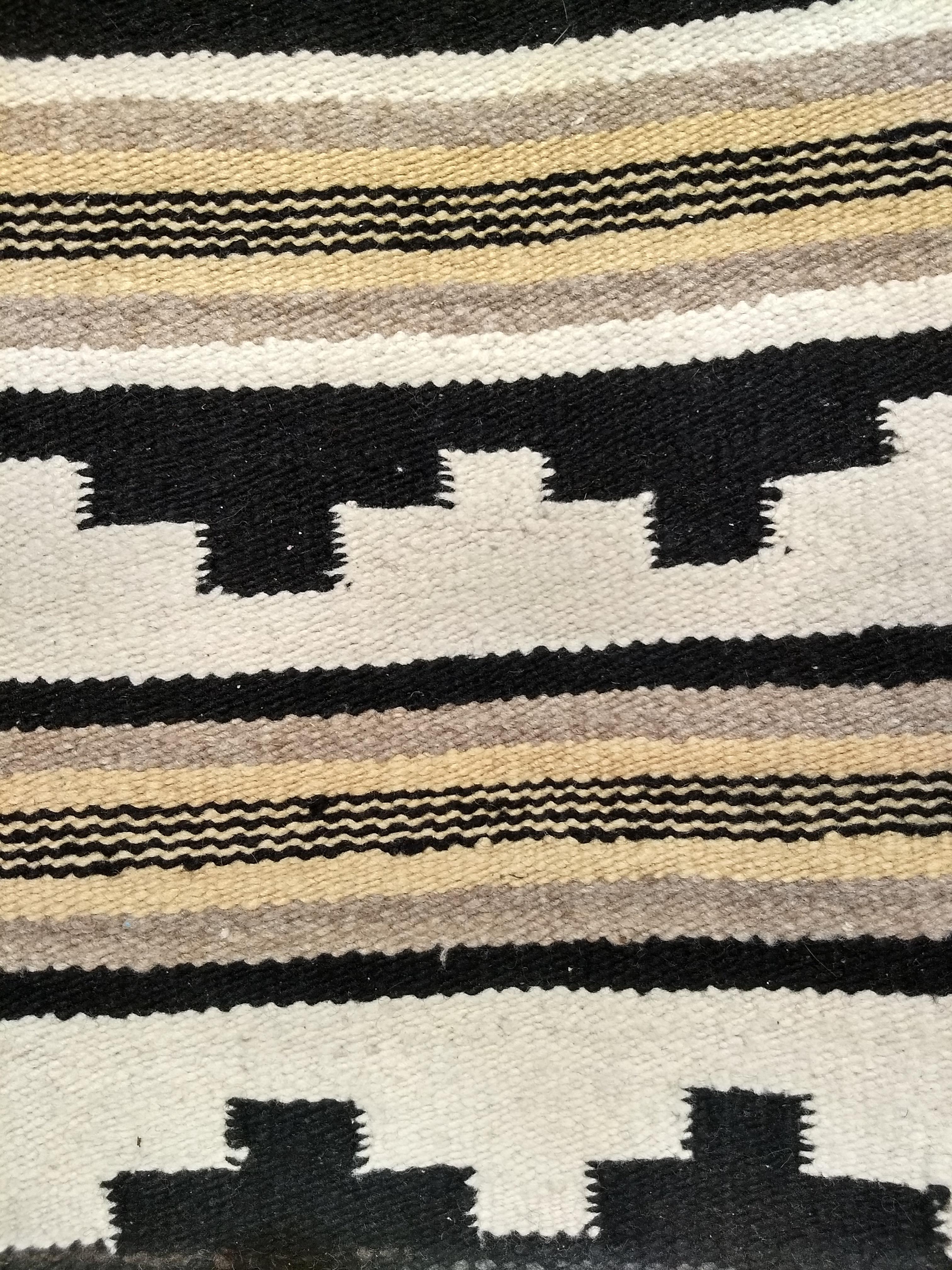 Vegetable Dyed Vintage American Navajo Rug in A Canyon Pattern in Ivory, Black, Cappuccino For Sale
