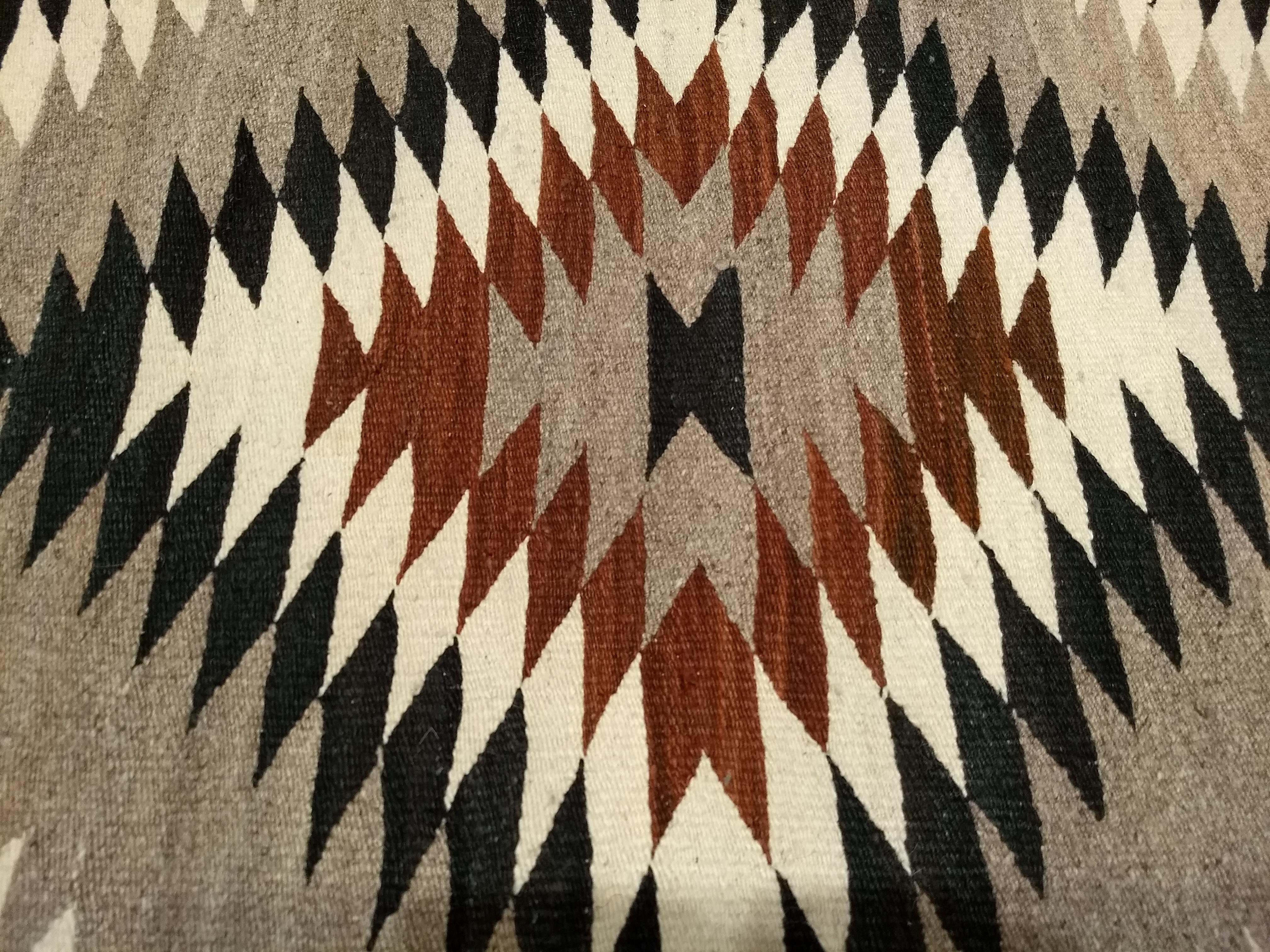 Vintage Native American Navajo Rug in Eye Dazzler Pattern in Earth Tone Colors For Sale 4