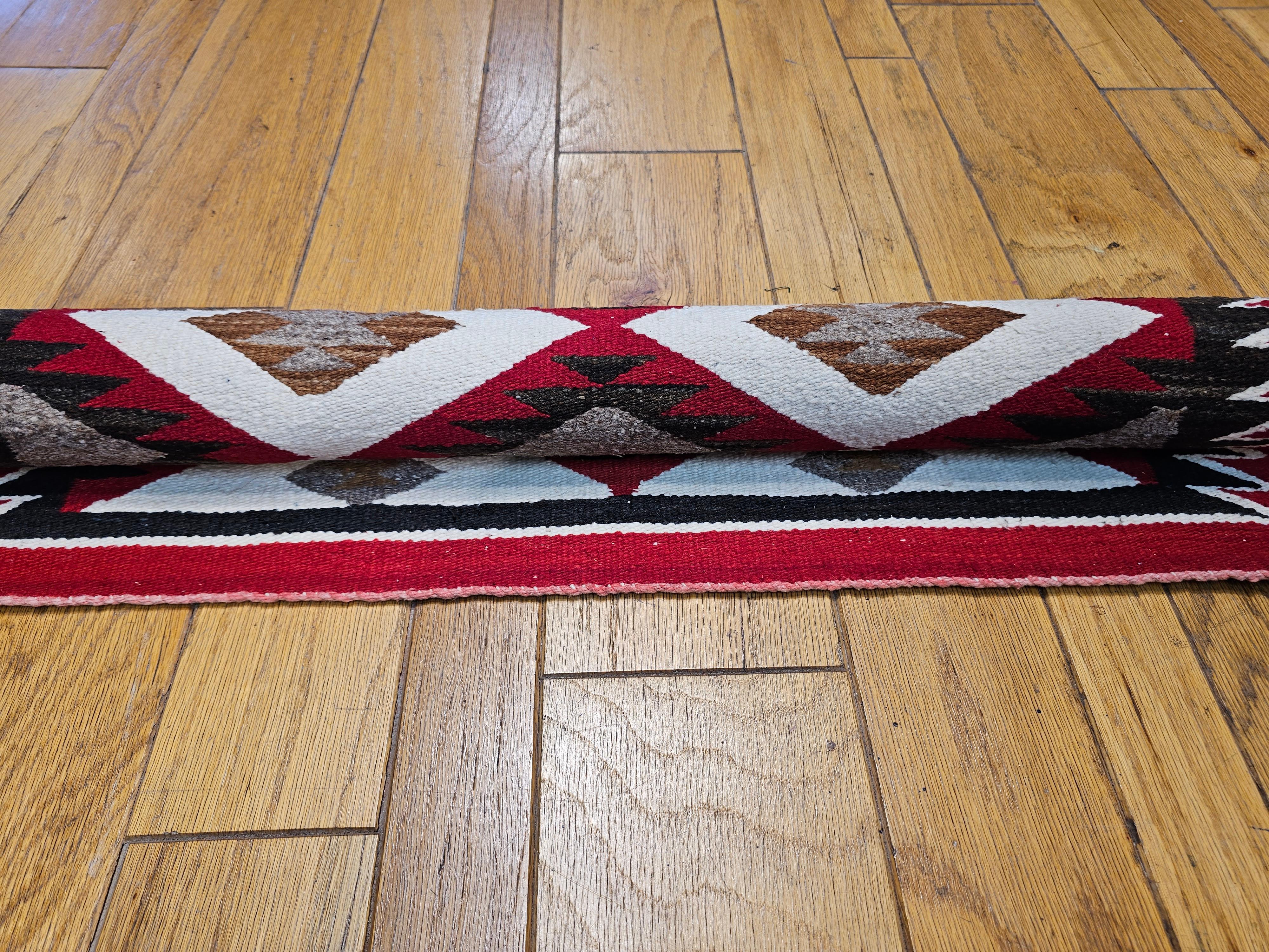 Vintage American Navajo Rug in Eye Dazzler Pattern in Red, Ivory, Gray, Black For Sale 13