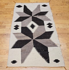 Vintage Navajo Rug, Handwoven Wool, Geometric Medallion Design, 1950s