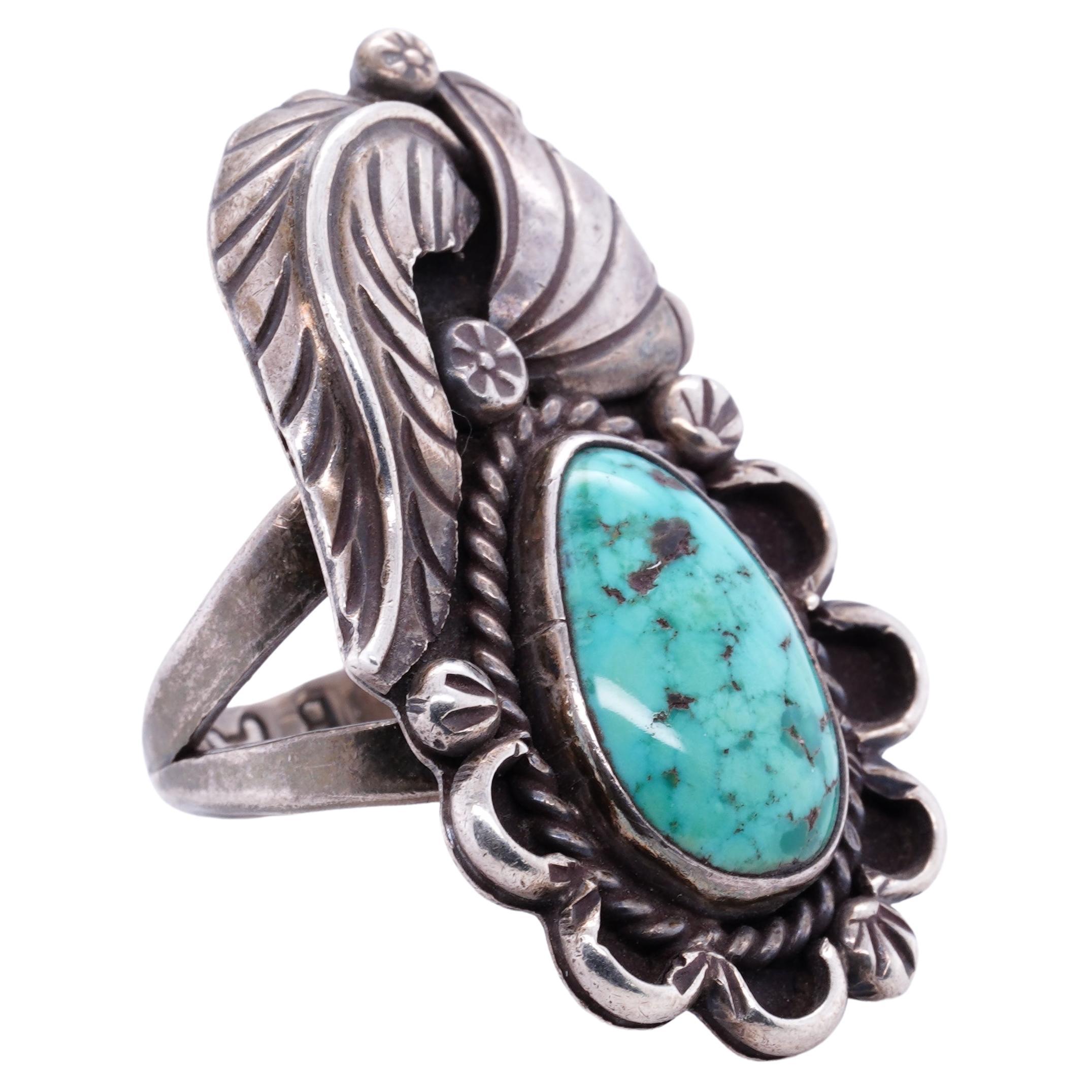 Vintage Native American Navajo Sterling Bright Blue Turquoise Ring