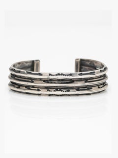 Vintage Native American Navajo Sterling Hand Engraved Arrows Bracelet Cuff