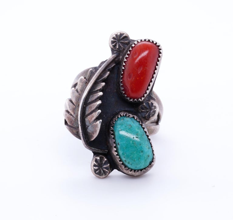 Vintage Native American Navajo Sterling Silver Green Turquoise and Coral  Ring For Sale at 1stDibs