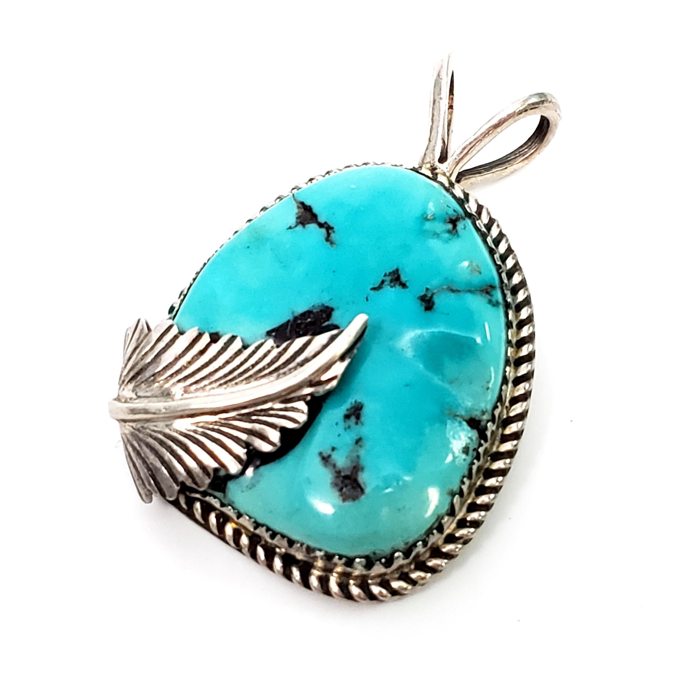 Round Cut Vintage Native American NF Sterling Silver Turquoise Feather Pendant
