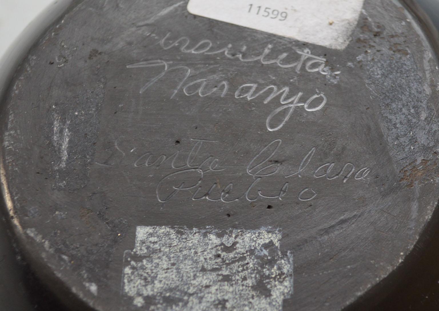 Pot vintage amérindien de Santa Clara en poterie noire Ursulita Naranjo Bon état - En vente à London, GB