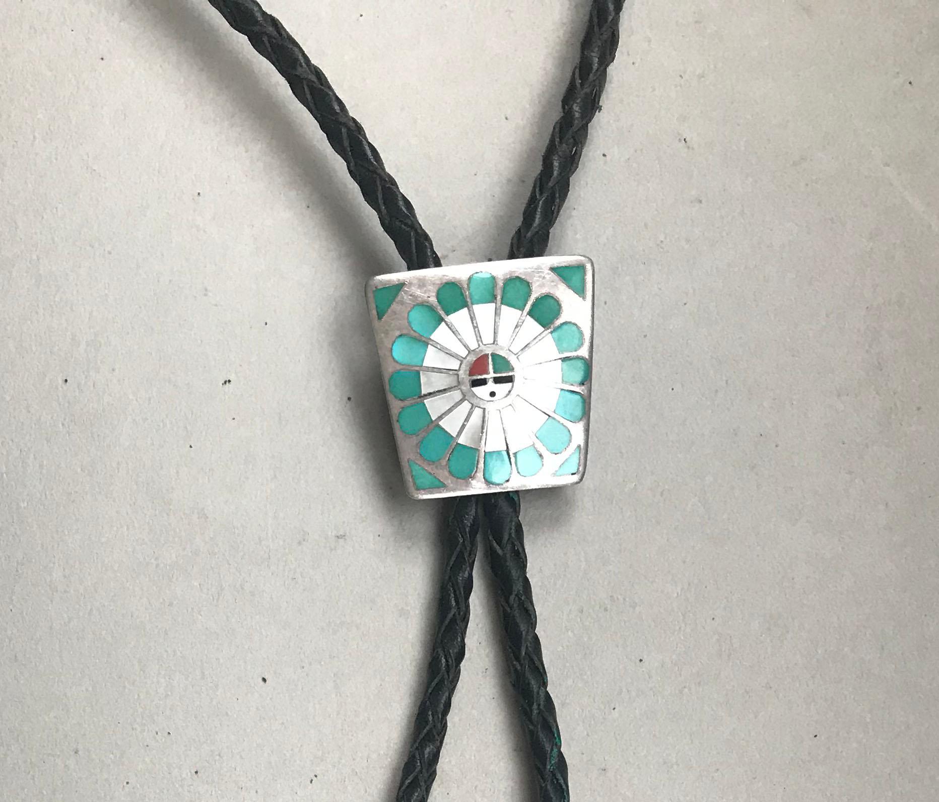 Vintage Native American Zuni Bolo Tie Sun Sterling Jewelry Gifts In Good Condition In London, GB