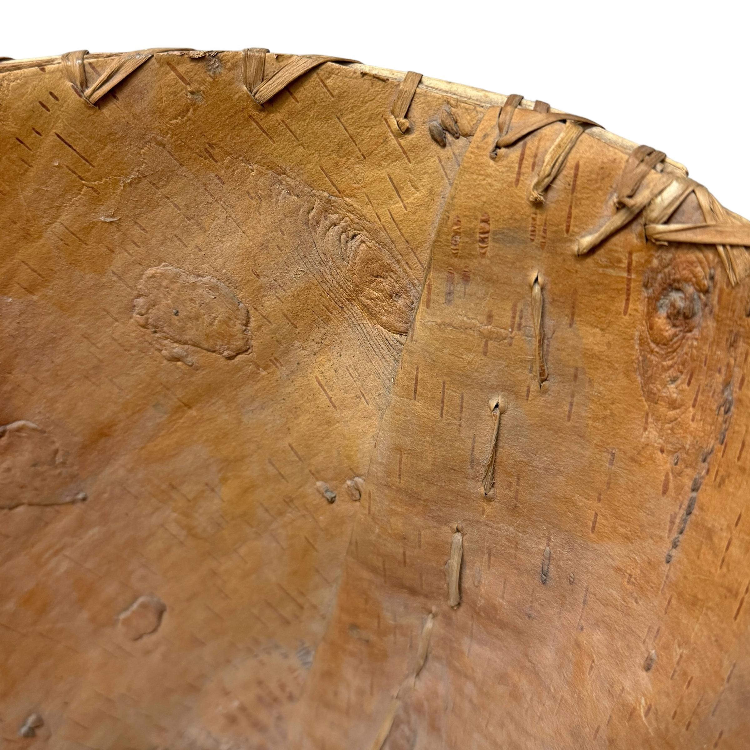 Cestino di bacche di corteccia di betulla Chippewa d'epoca in vendita 4