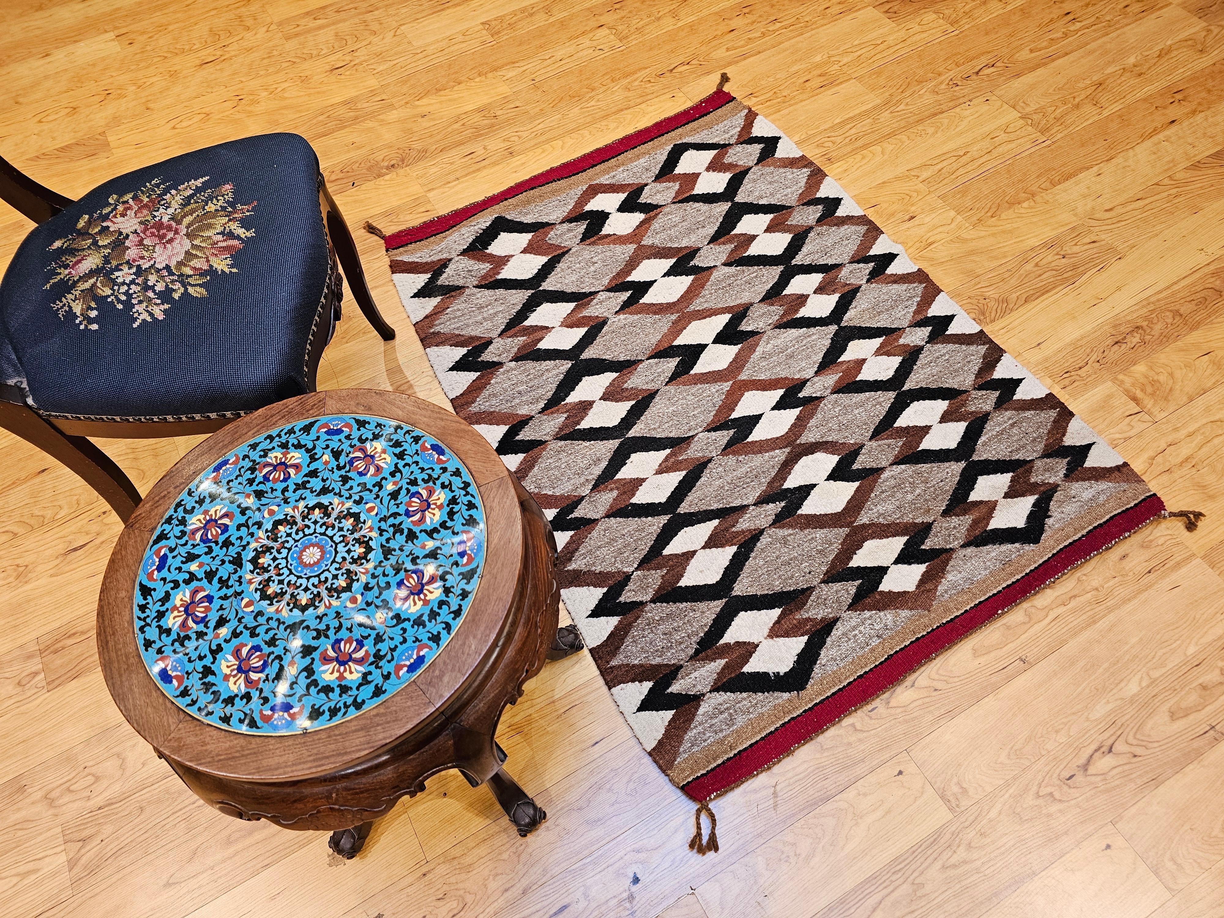 Vintage Native Navajo Area Rug in Diamond Pattern in Gray, Ivory, Black, Brown For Sale 6