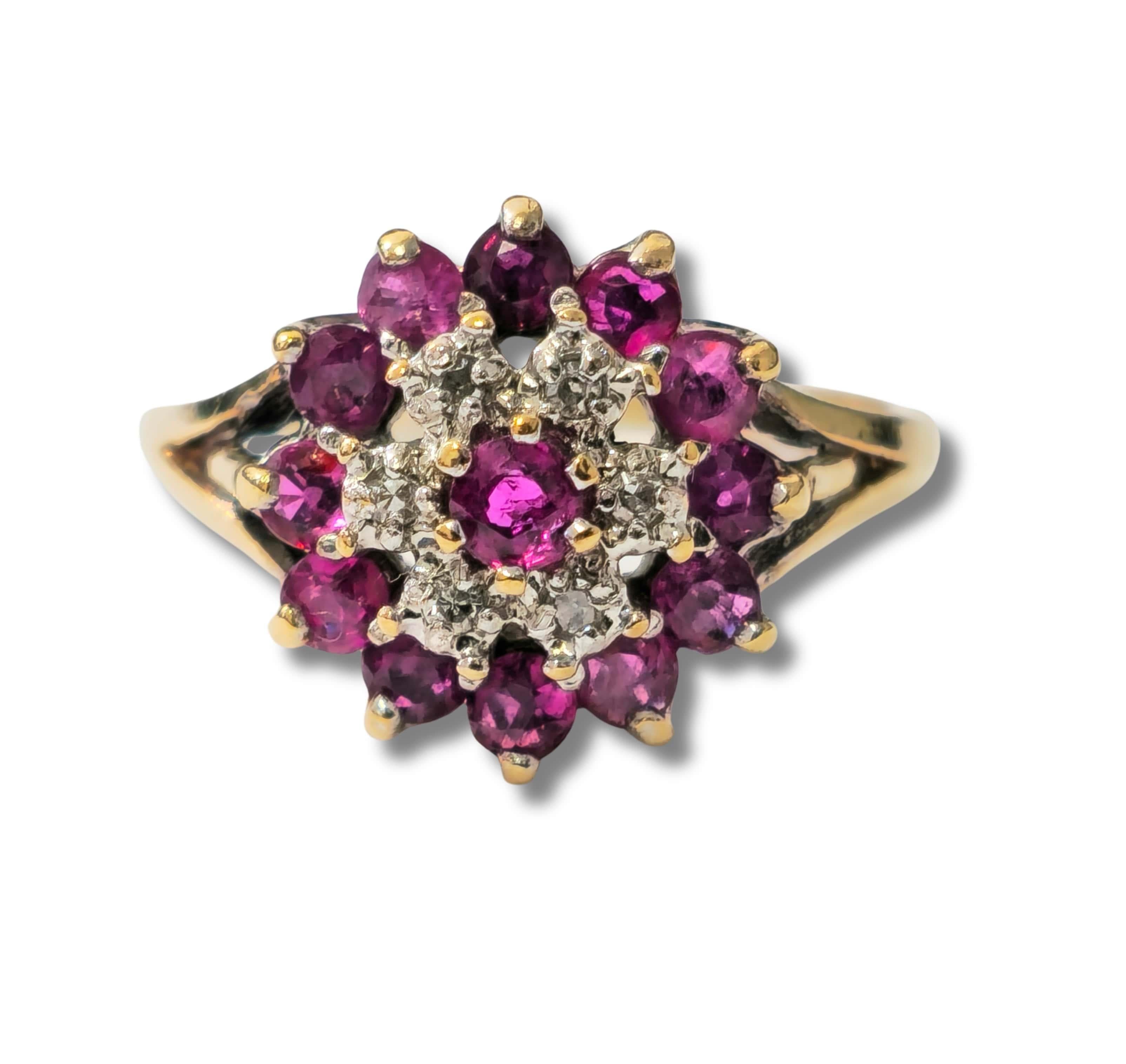 Anillo de cóctel vintage de rubí natural de 1,20 quilates y diamantes en Excelente estado para la venta en Miami, FL