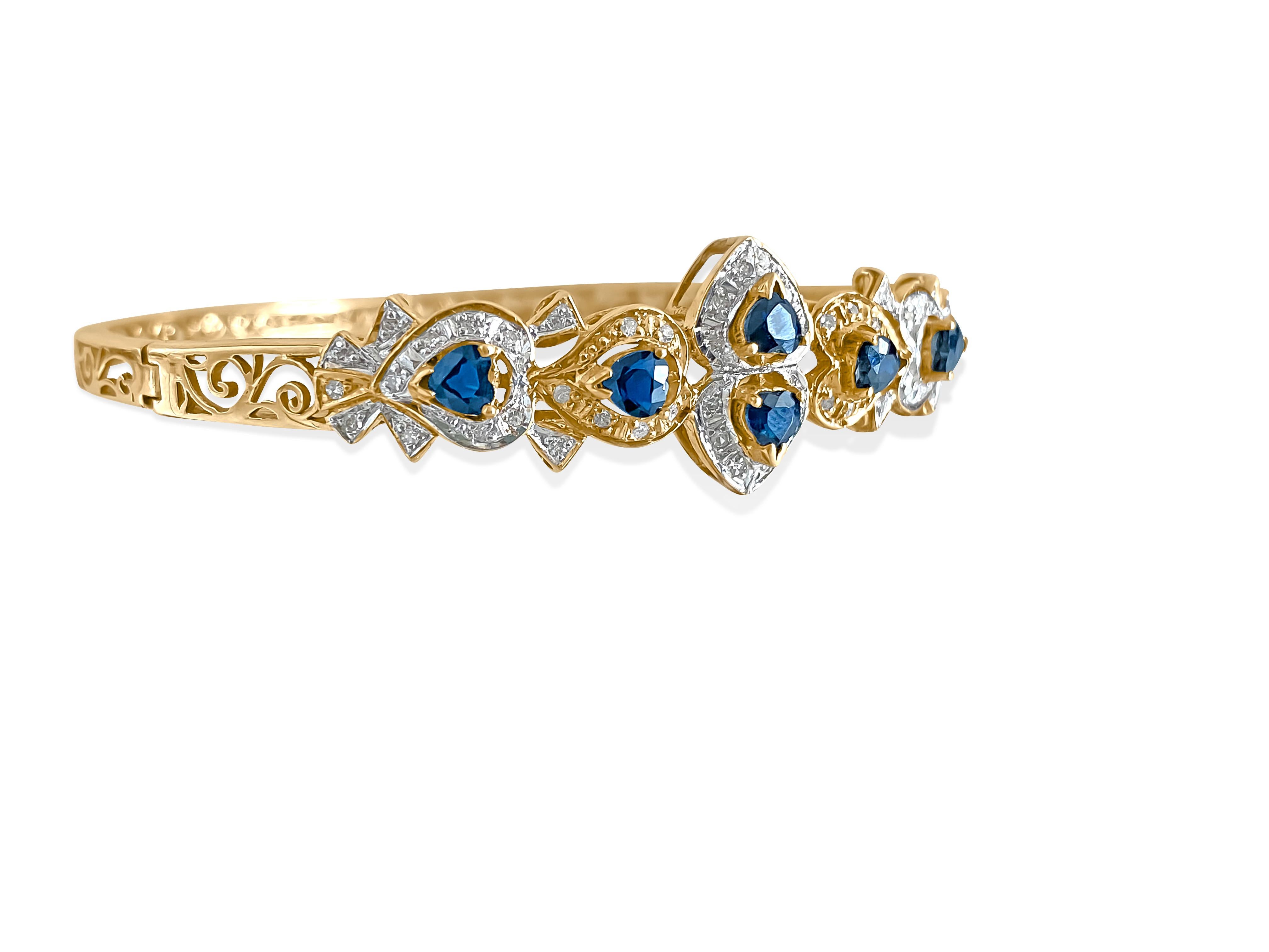 Empire Vintage Natural 2.00 Carat Blue Sapphire Diamond Bracelet For Sale