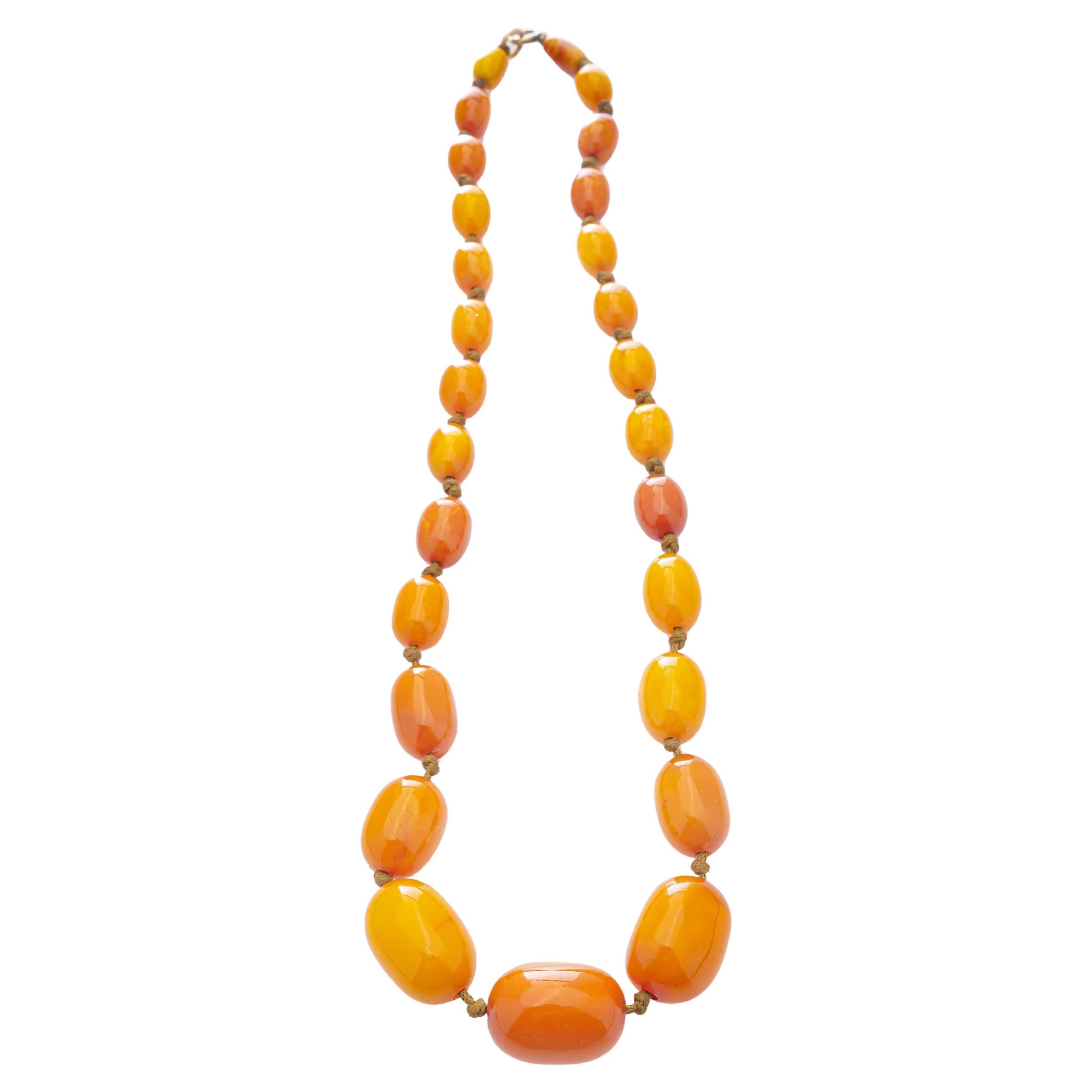 Vintage Natural Baltic Amber bead necklace For Sale