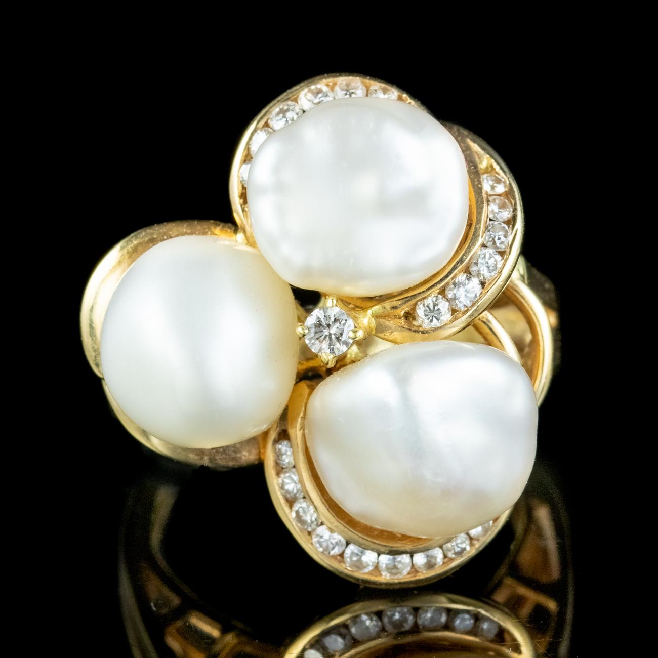 Barocker Perlen-Diamant-Cluster-Ring (Moderne) im Angebot